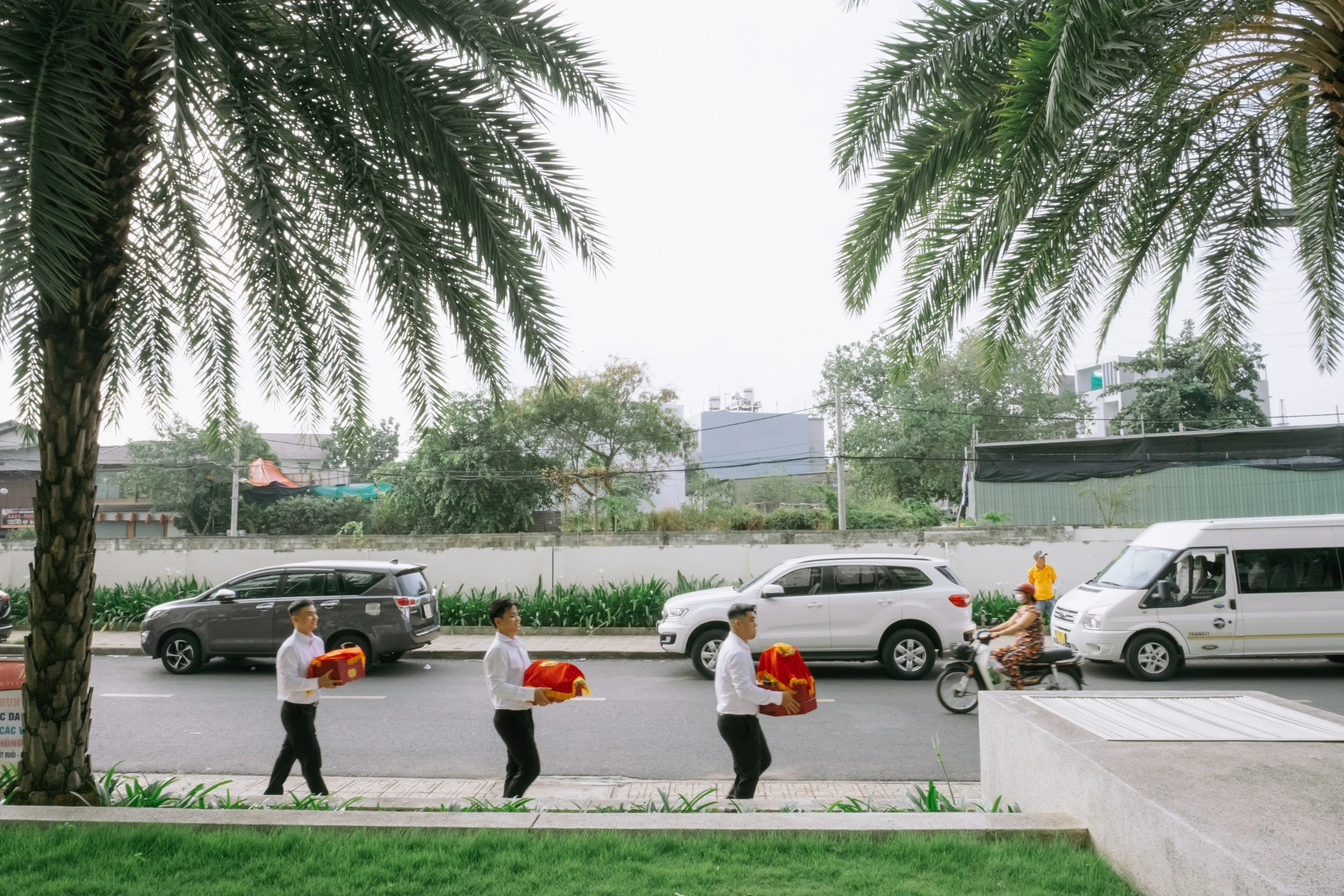 Linh & Đắc, Wedding Day in Saigon — Pham Si Luan Photography (28)