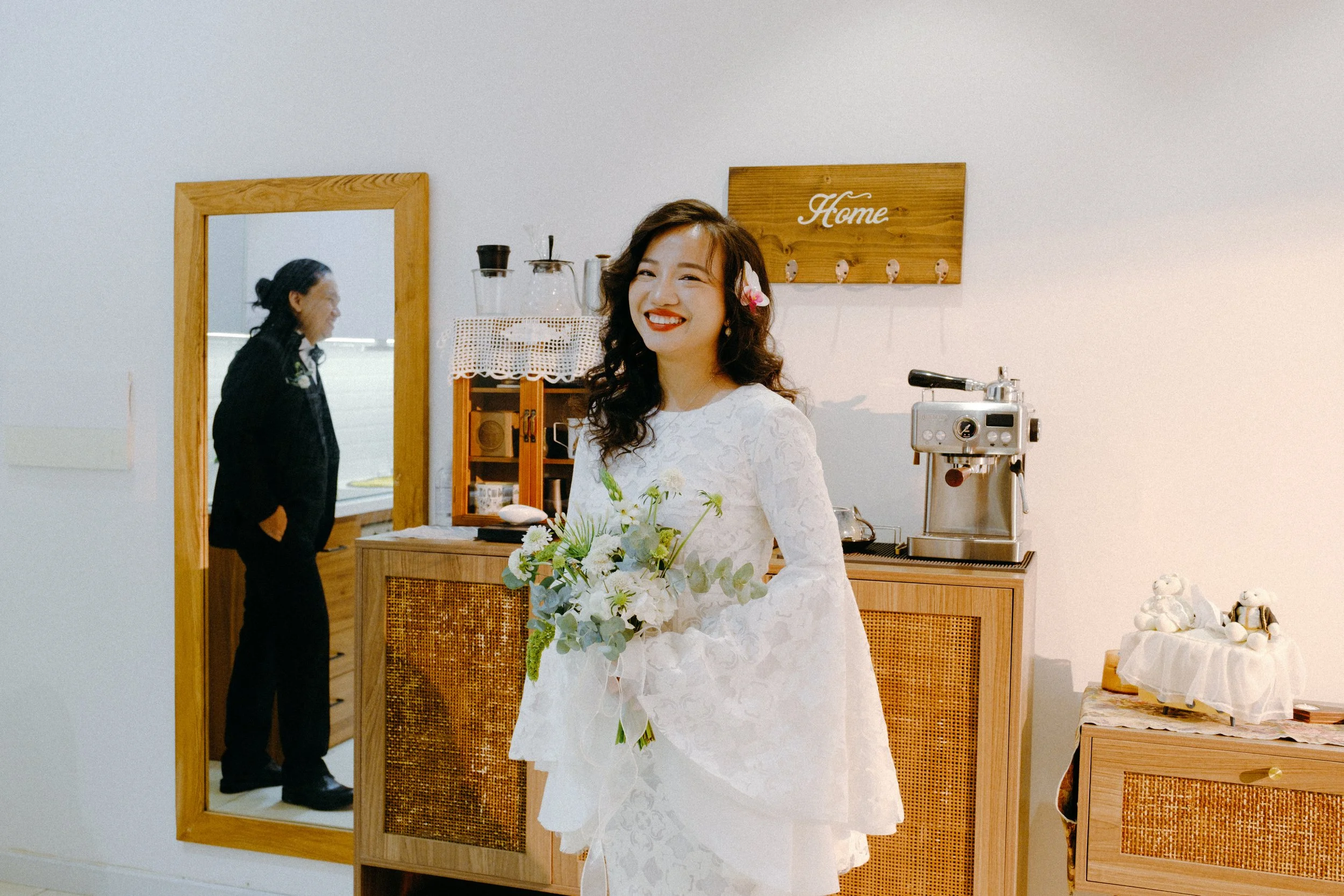 Thảo & Lâm, Pre-wedding Session at Home in Sài Gòn — Pham Si Luan Photography (72)