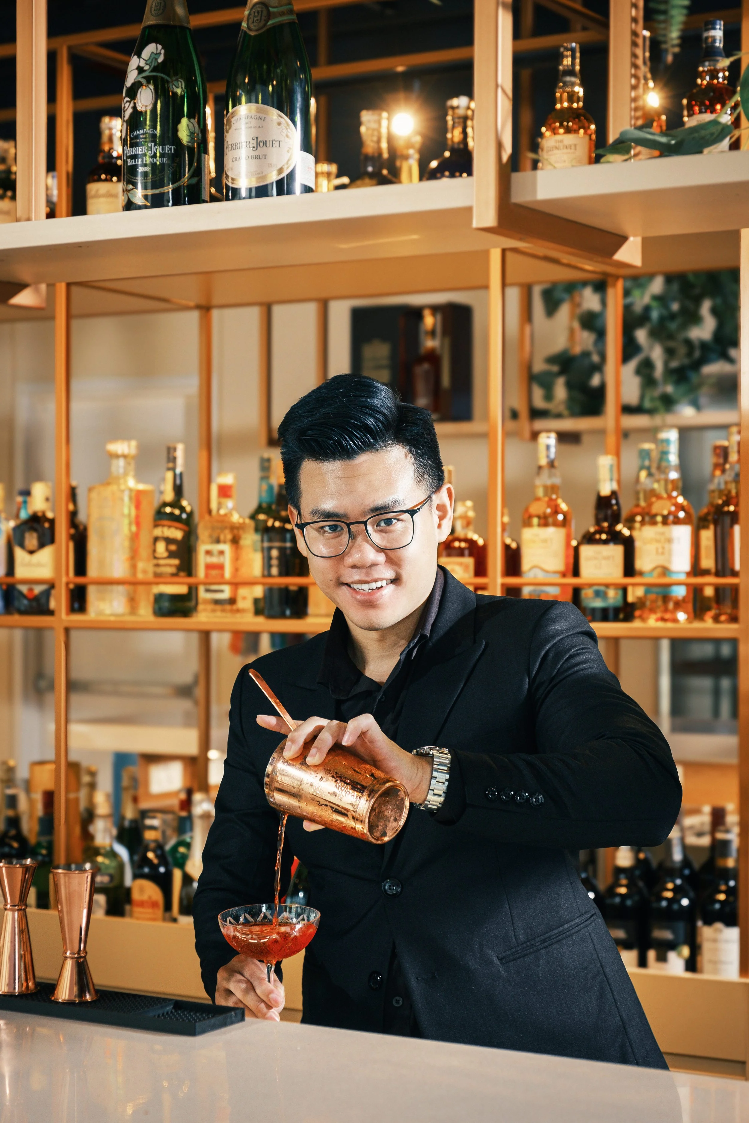 Profile Photos for Chau Nhat Quang - Brand Ambassador of Pernod Ricard Vietnam — Pham Si Luan Photography (8)