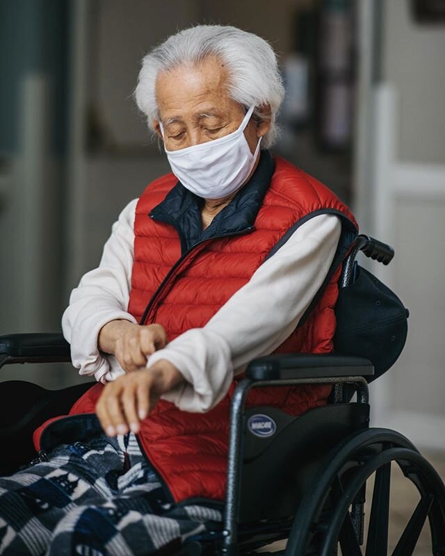 Photograph by @isadorakosofsky @time

Noh Park, 92, prepares to see his daughter, Lydia, from a distance on Father&rsquo;s Day at the Alexandria Care Center in Los Angeles. [Image description: Photograph of an elderly man who sits in a wheel chair an