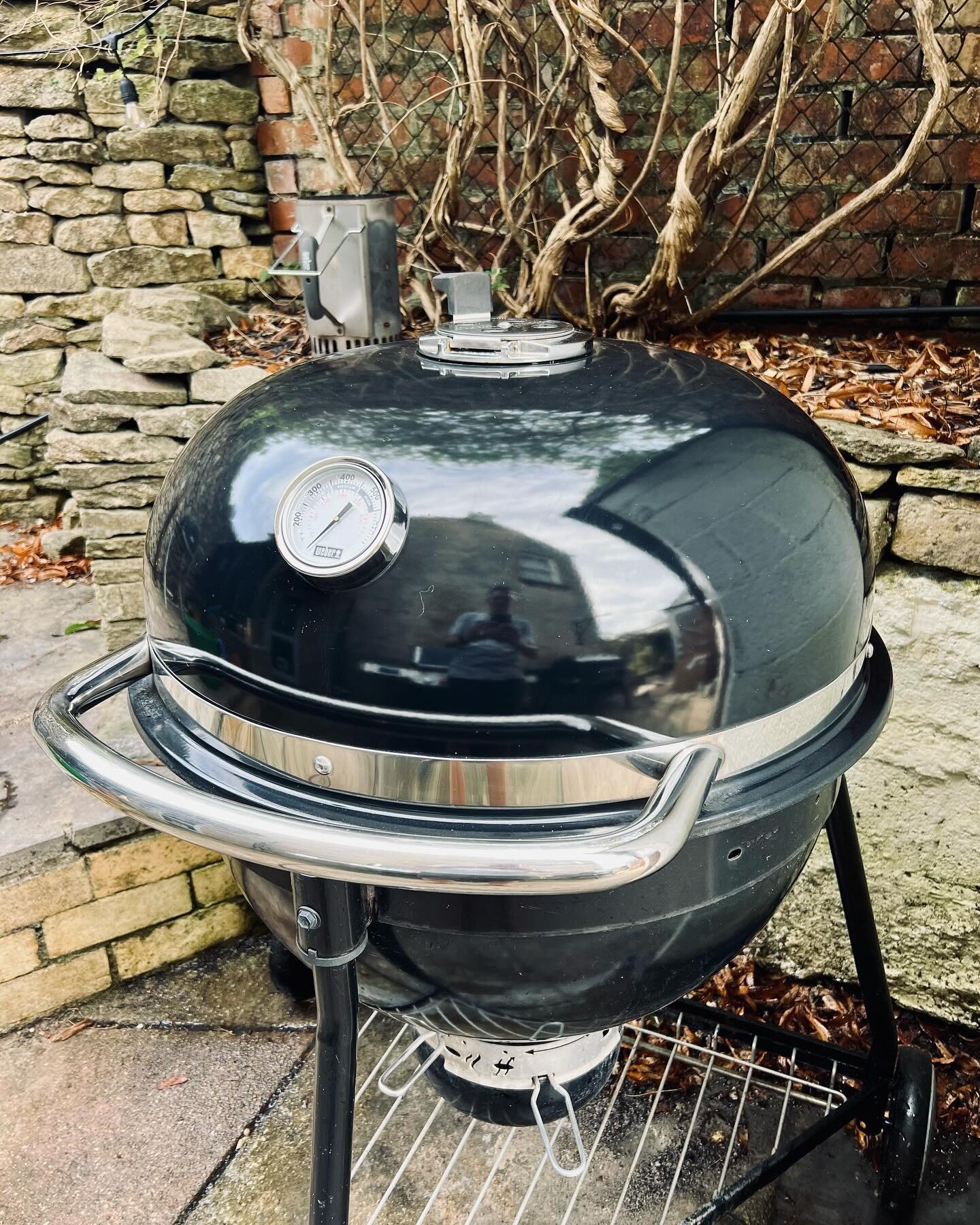 I&rsquo;ve been a full time BBQ guy for over 15 years and this is my favourite all time grill. I got this one in 2016 and, on average, cook on it four times a week. That&rsquo;s 2-3 times over winter and probably 5-6 times in summer. I work that out 