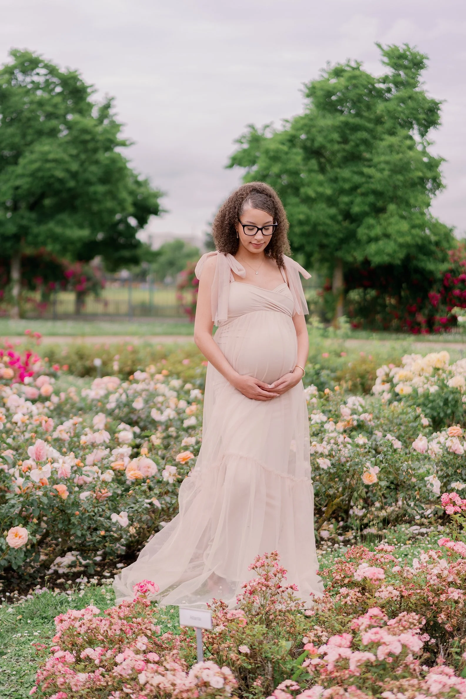 Annika_Maternity_Rosegarden_-3.jpg