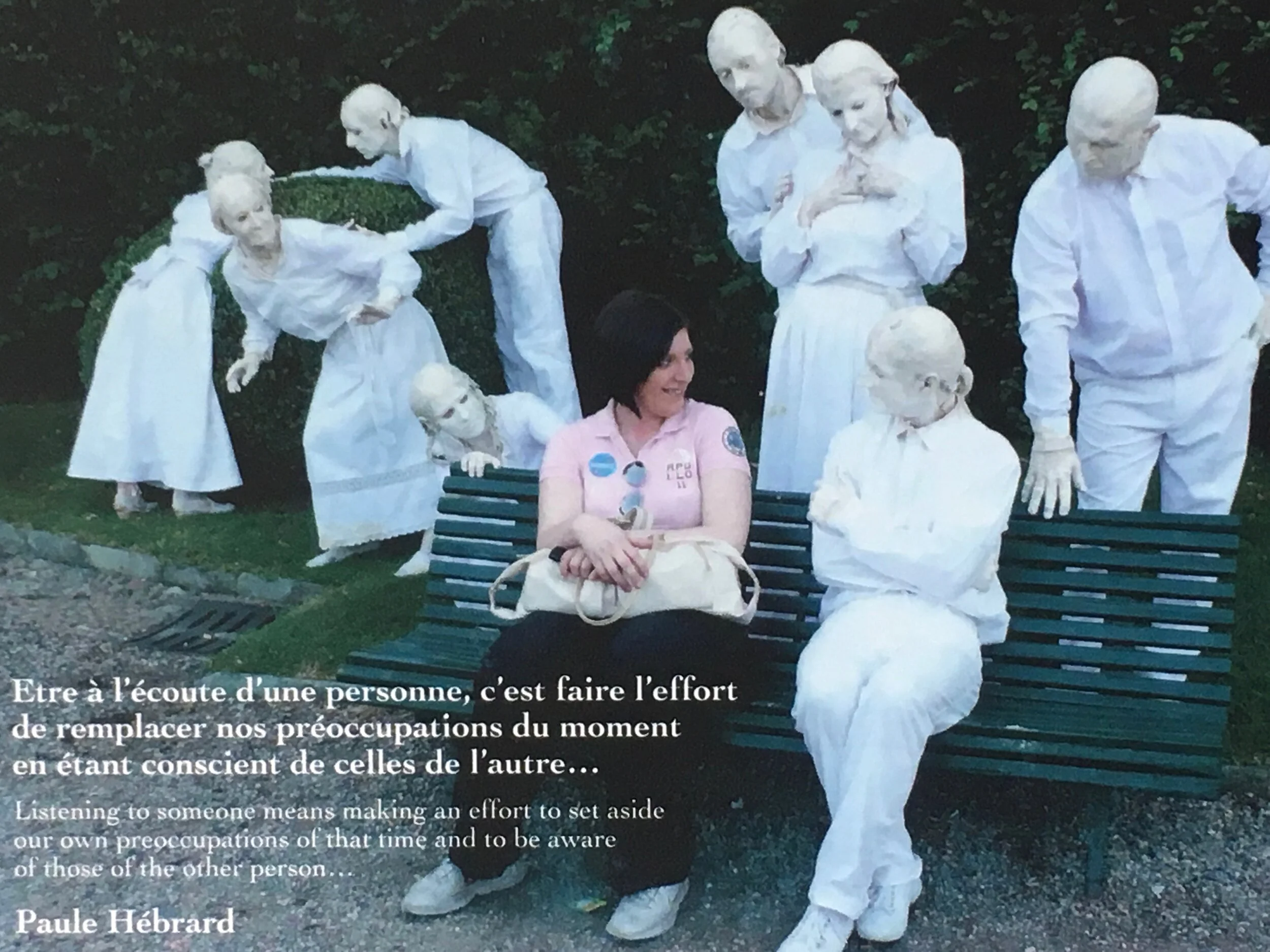 ÊTRE À L'ÉCOUTE ...