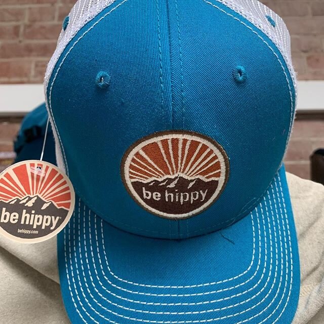 Be hippy ✌🏽. #truckerhats #summervibes #behippy #bekind #shoplocal #supportsmallbusiness #daffwear @peacelovebehippy @daffevl