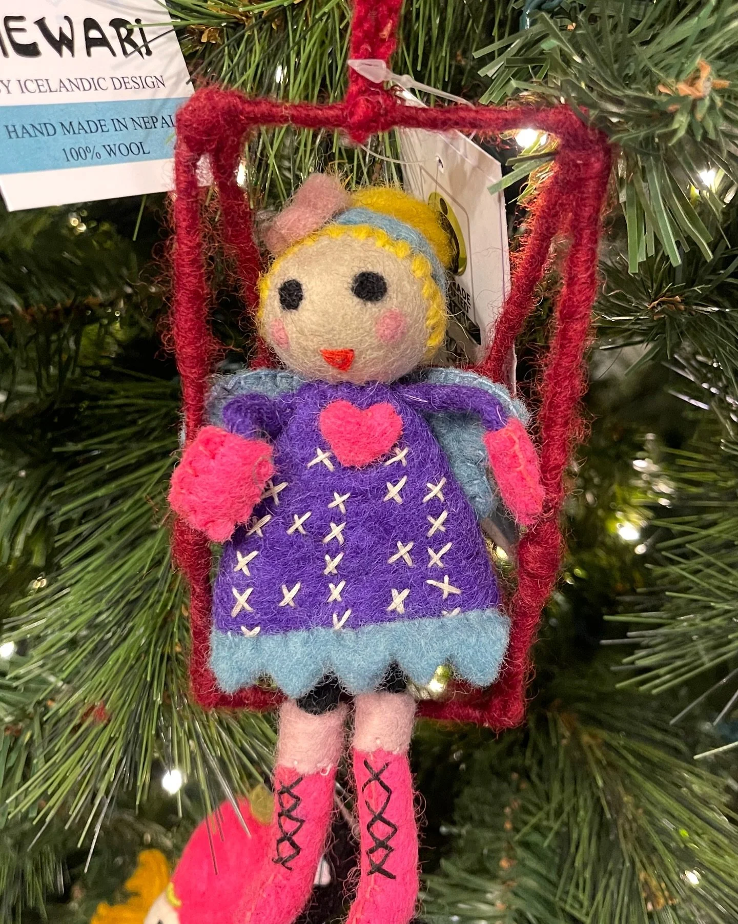 Let it snow! ⛄️ Shop with us 10-5 today ❄️ ⛷️ ⛄️