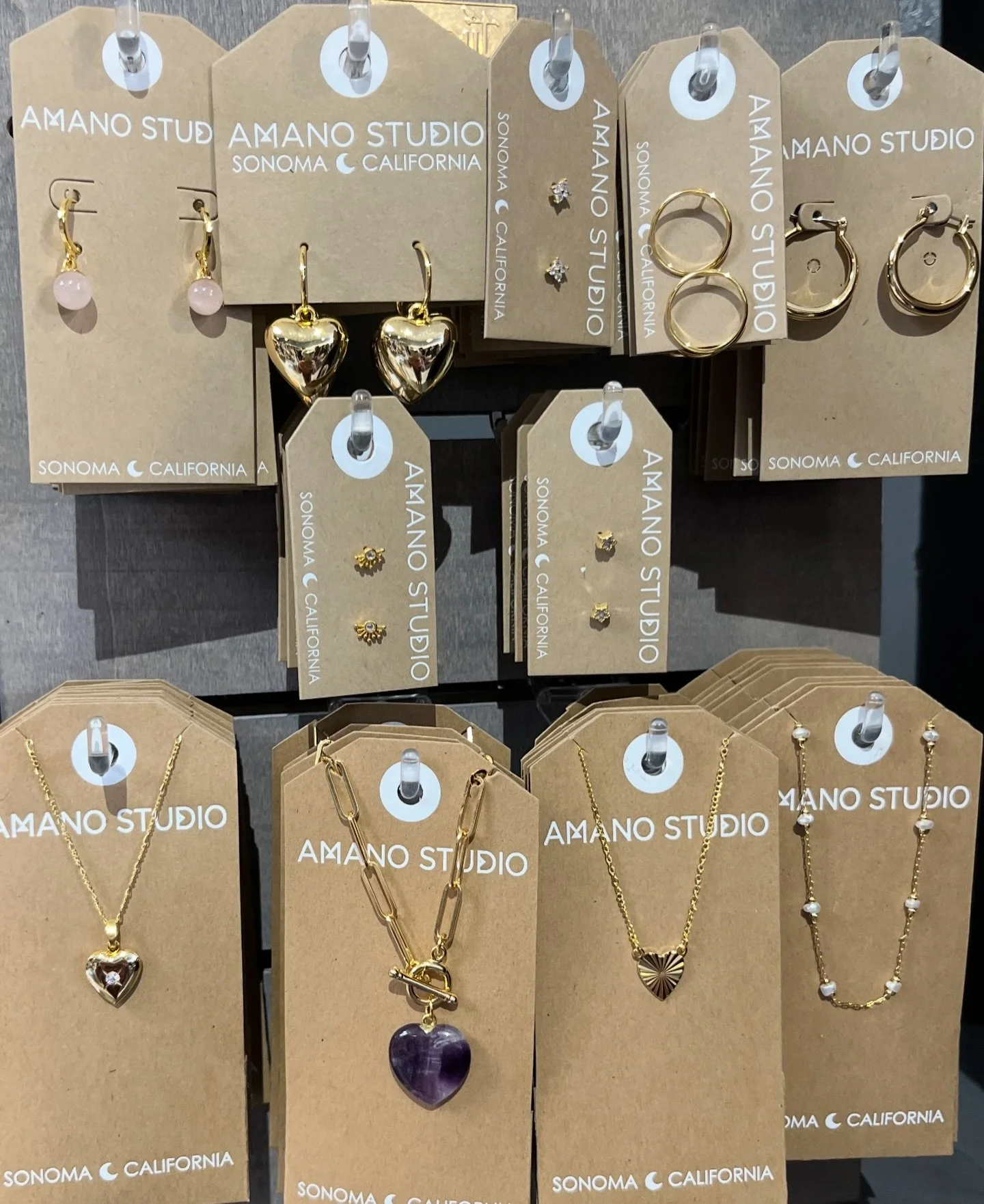 Hearts &amp; hoops are all you need! 🙌🏽❤️ @daffevl @amanostudiojewelry