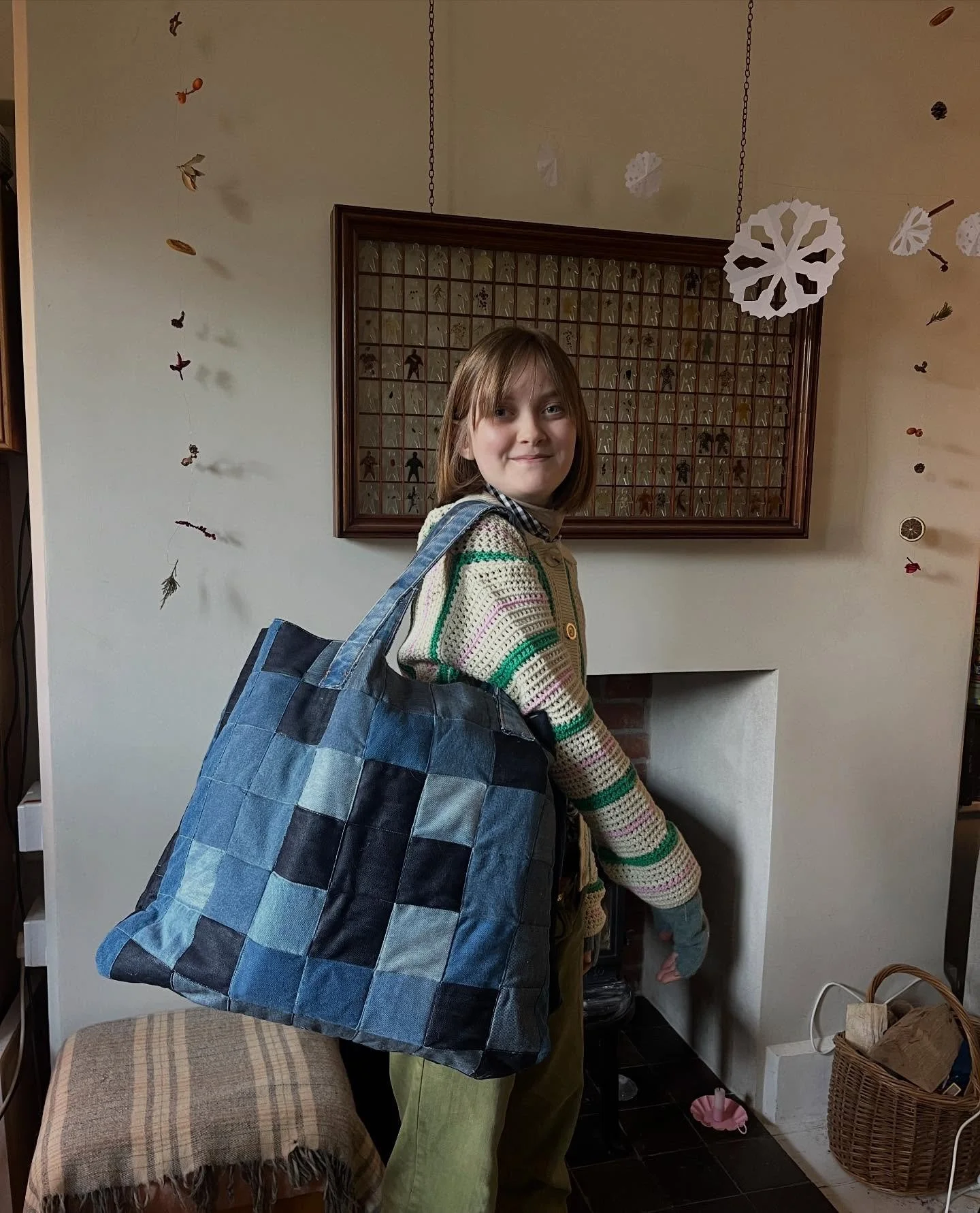 Thank you for the lovely replies and love for this story we shared, we decided to share it here too.

In the spirit of Little House on the Prairie, the Amish, Welsh Tapestry patterns, and @sideline_ww I made this bag out of Gwen&rsquo;s old denim clo