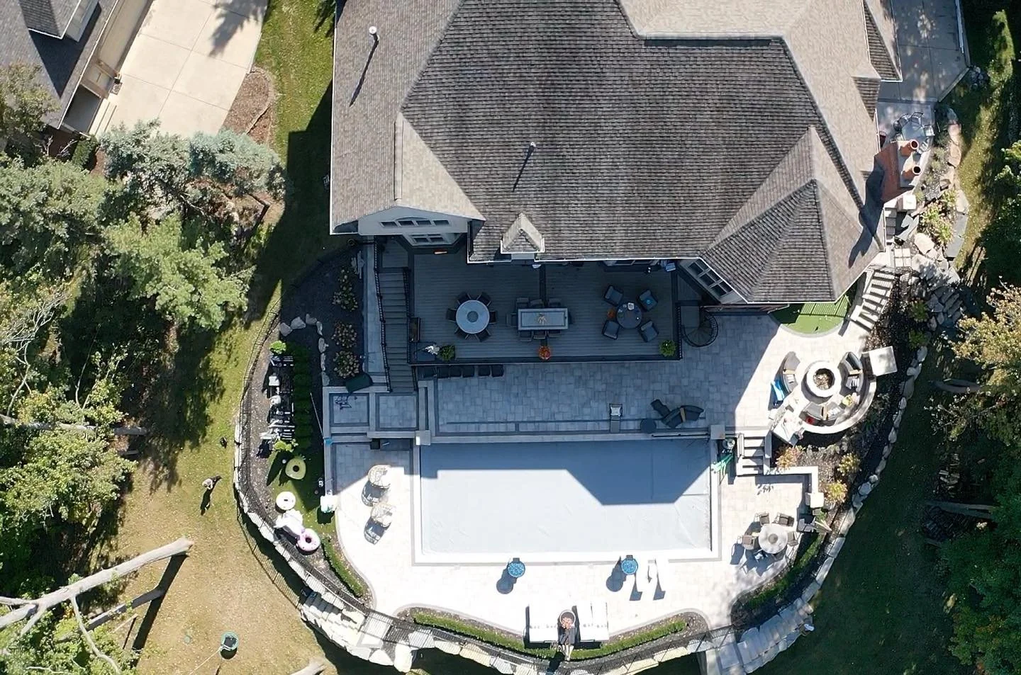 Swipe through to see some of the decks and outdoor spaces we&rsquo;ve been working on &mdash; including a few satisfying before-and-after shots

#deckbuilder #timbertechdeck #customdeck #buildingyouabetterdayoff #michigandecks #witterconstructioninc 