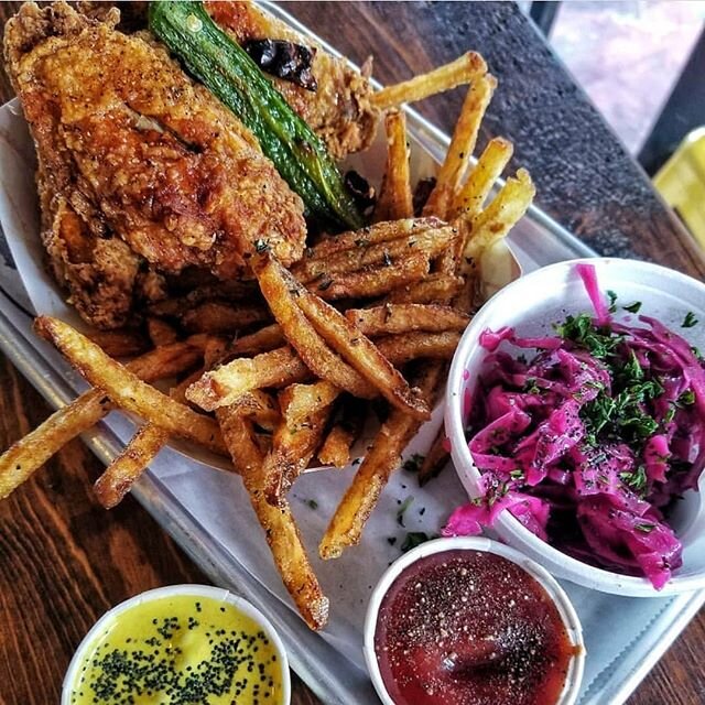 Start the week off right with a Southern Fried Lunch! We have a handful of lunch combos available every week, M-F, 11a-3p, that are most likely way better that those sweaty leftovers you were thinking about mowing down. We are open for takeout and de