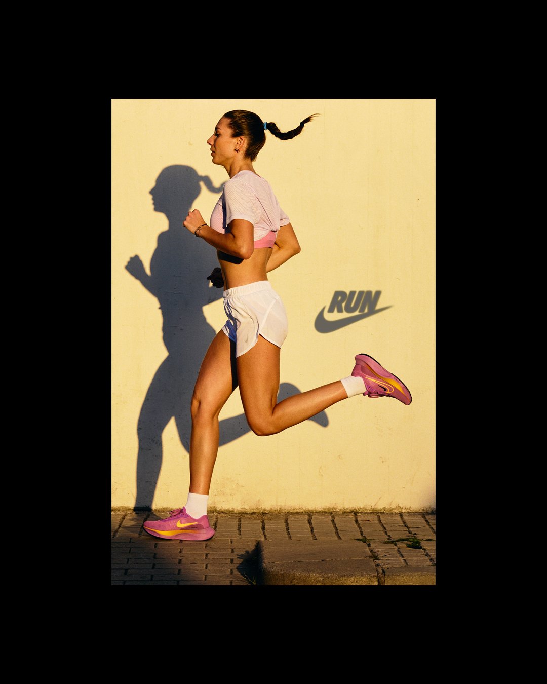 Poster_Run_Swoosh_B6.jpg