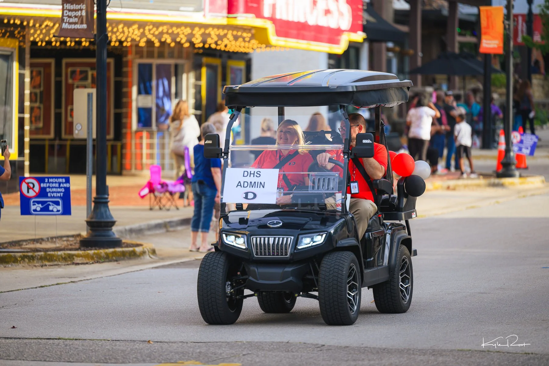 Decatur High School Homecoming Parade 2024 — Decatur AL Wedding Photo ...