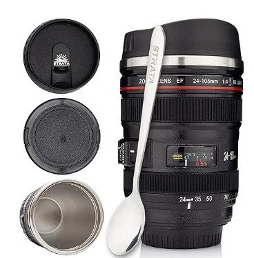 Cover of a book titled 'The Digital Photography Book' by Scott Kelby, featuring a camera with a zoom lens.