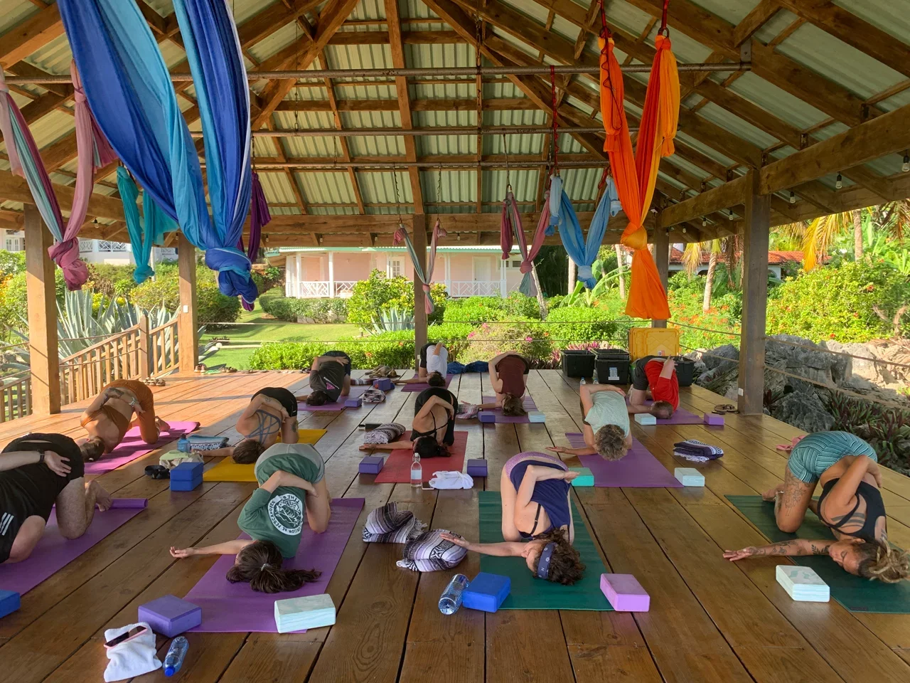 vs-gallery-yoga42.jpg.webp