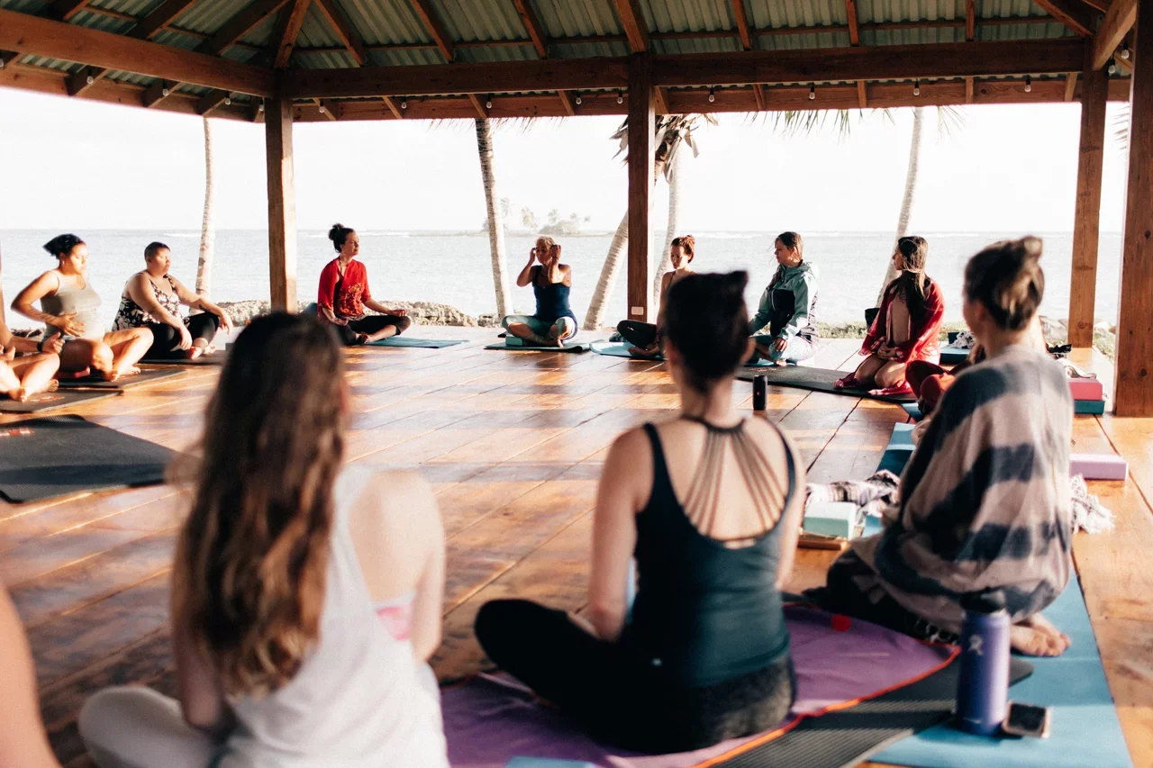 vs-gallery-yoga18.jpg.webp