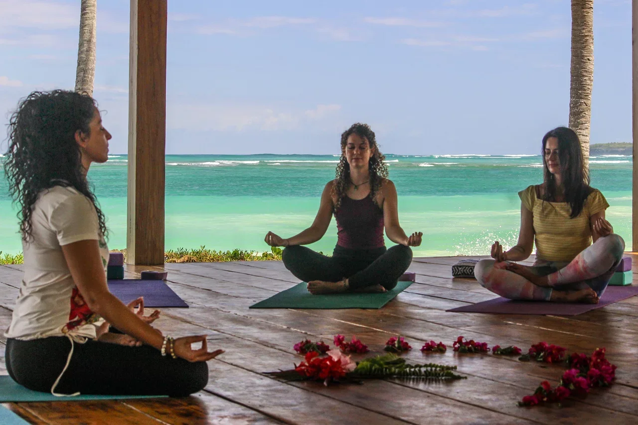 vs-gallery-yoga05.jpg.webp