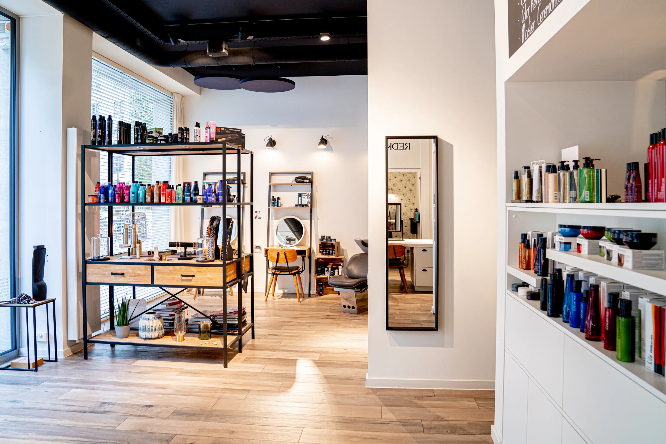 Luca styling bar (11 of 11).jpg