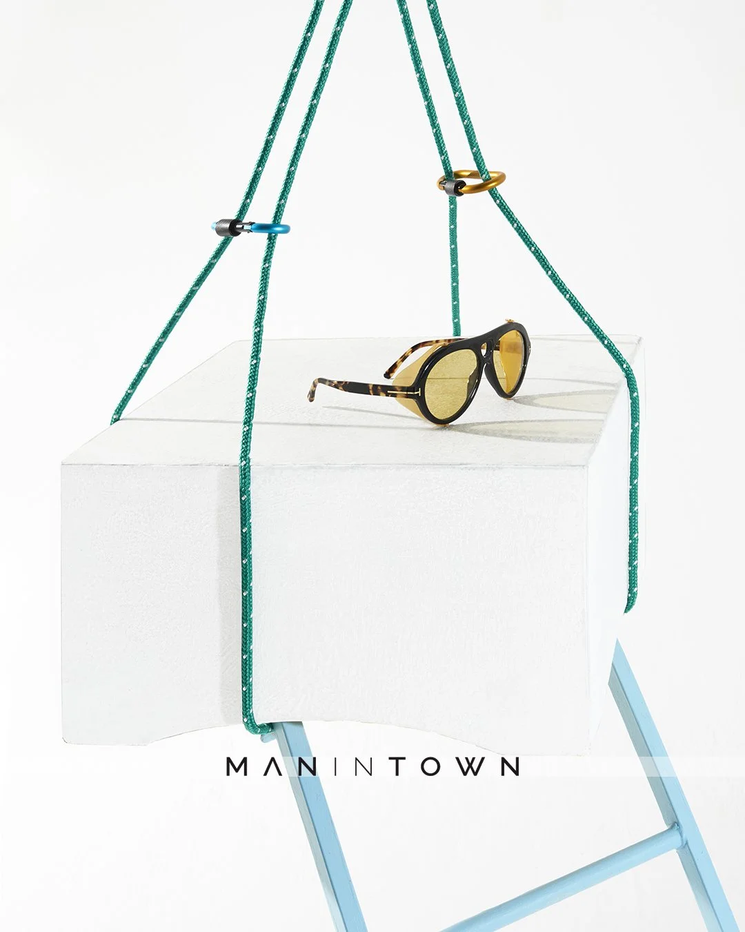 PED man in town 2Tavola da disegno 2.jpg