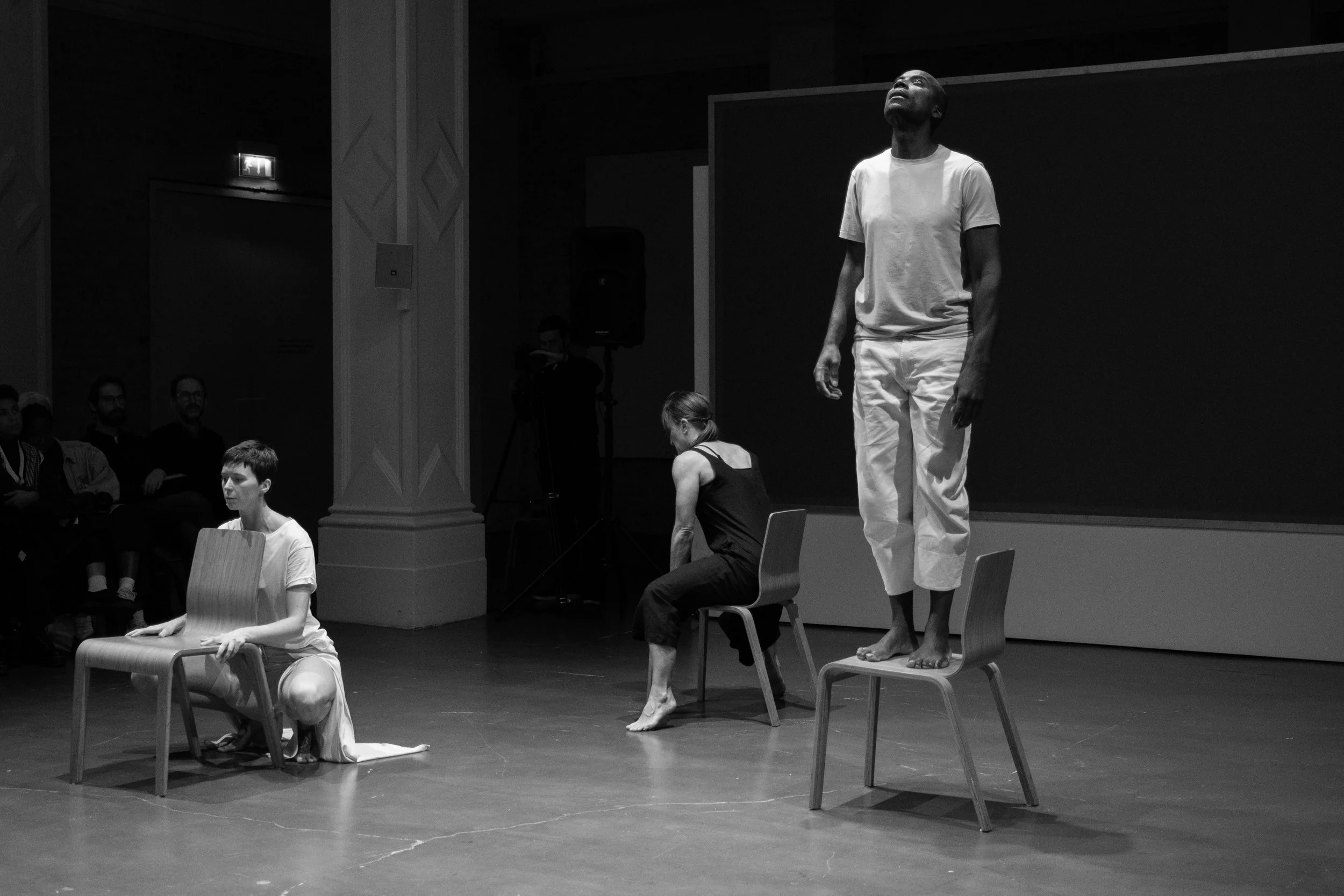 111 SMITH Terry Mirror2 Whitechapel Gallery 24-10-23 BW.jpg