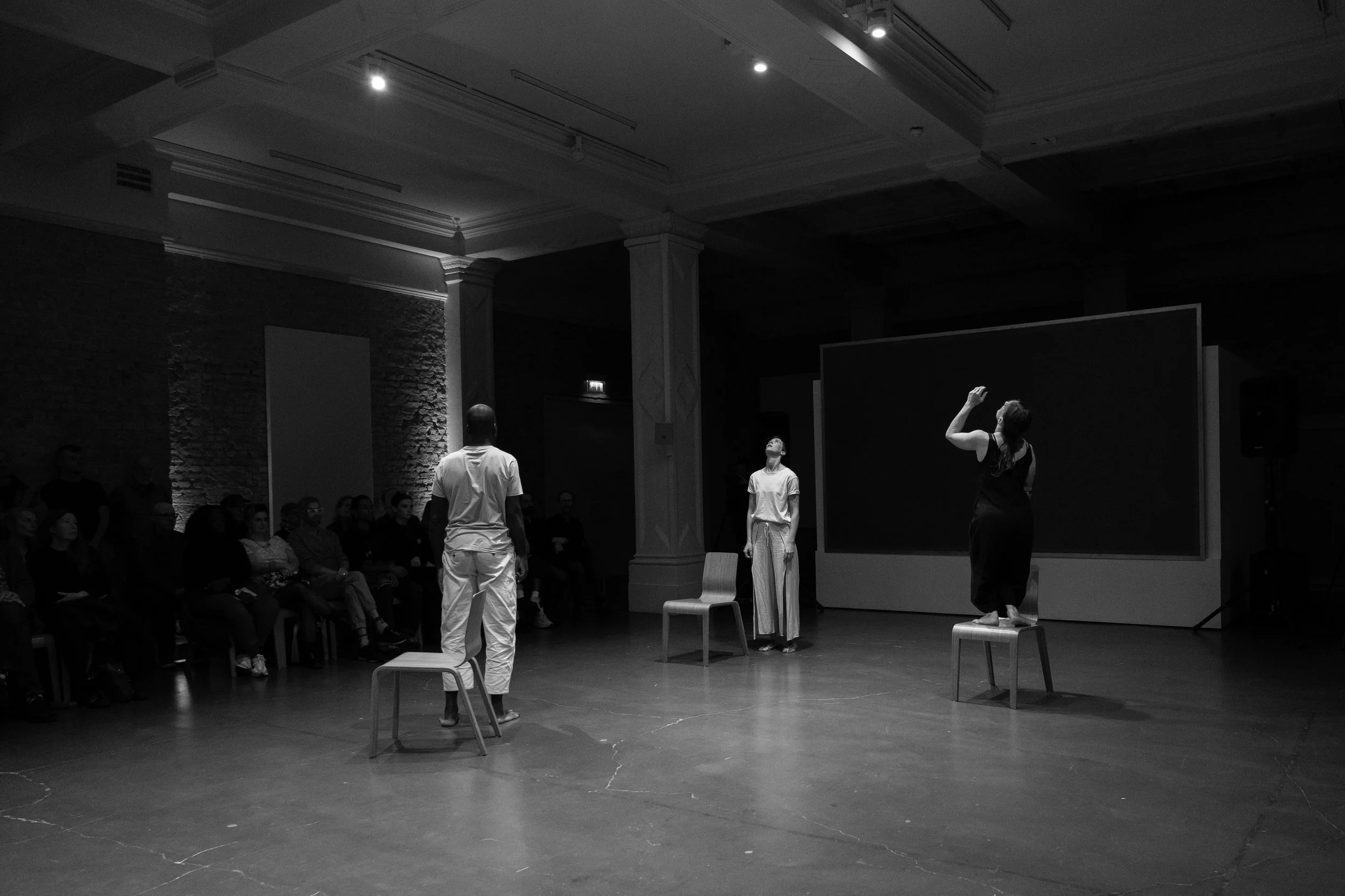 106 SMITH Terry Mirror2 Whitechapel Gallery 24-10-23 BW.jpg