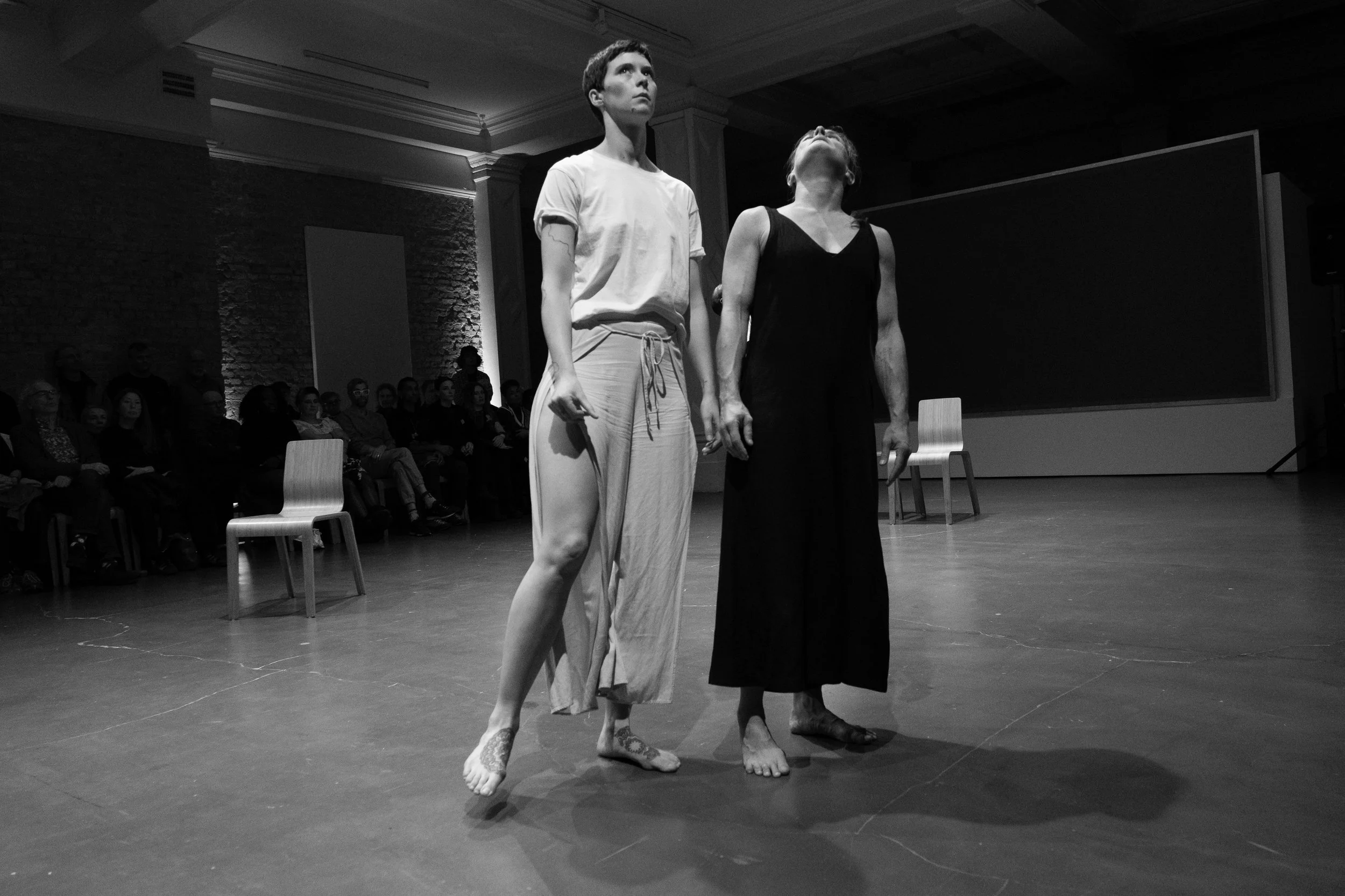 127 SMITH Terry Mirror2 Whitechapel Gallery 24-10-23 BW.jpg