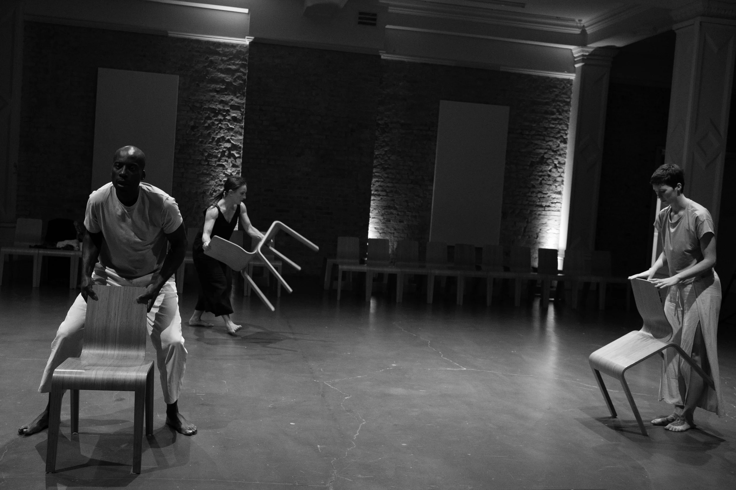 36 SMITH Terry Mirror2 Whitechapel Gallery 24-10-23 BW.jpg