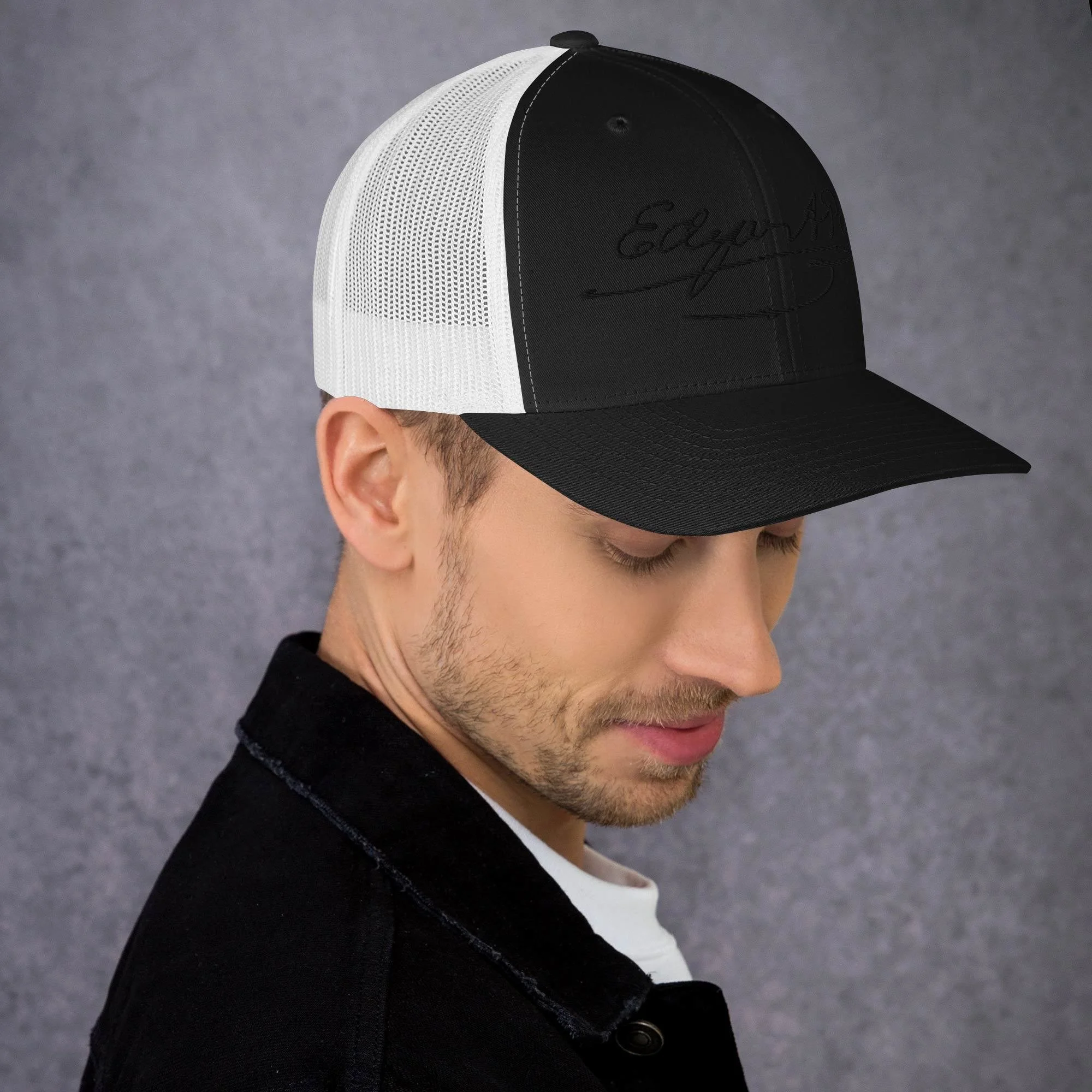 retro-trucker-hat-black-white-right-69870c1681491.jpg