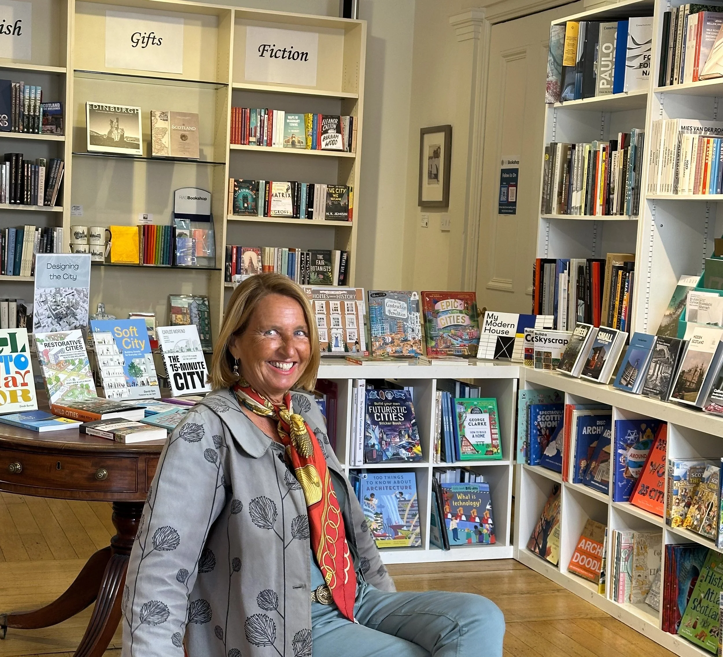 La Alegria de Ser Publicada por Editoriales Independientes 