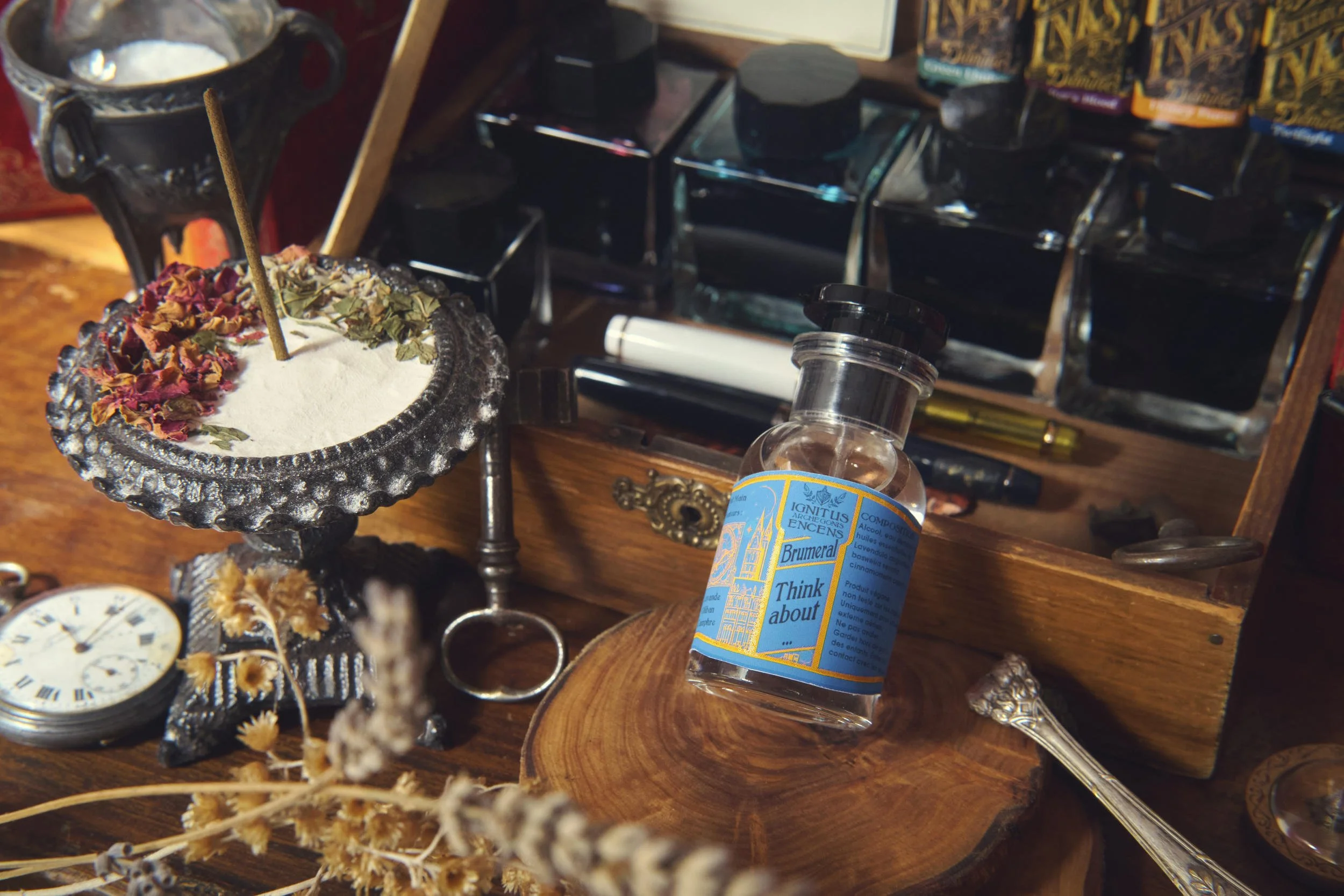 _DSF3414 1 - SITE - Think About - 2500x1667.jpg