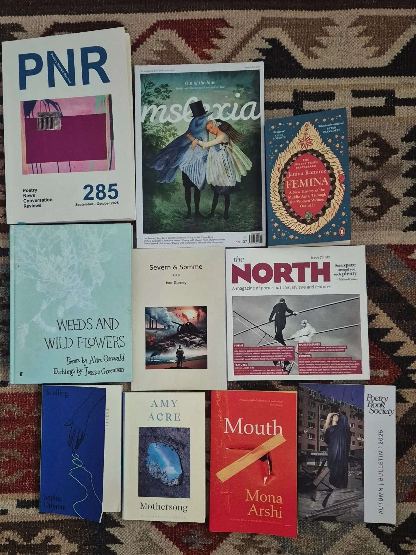 September reading status update 🤓✌🏼
.
Anyone read anything good this month? 

#bookstagram #amreading