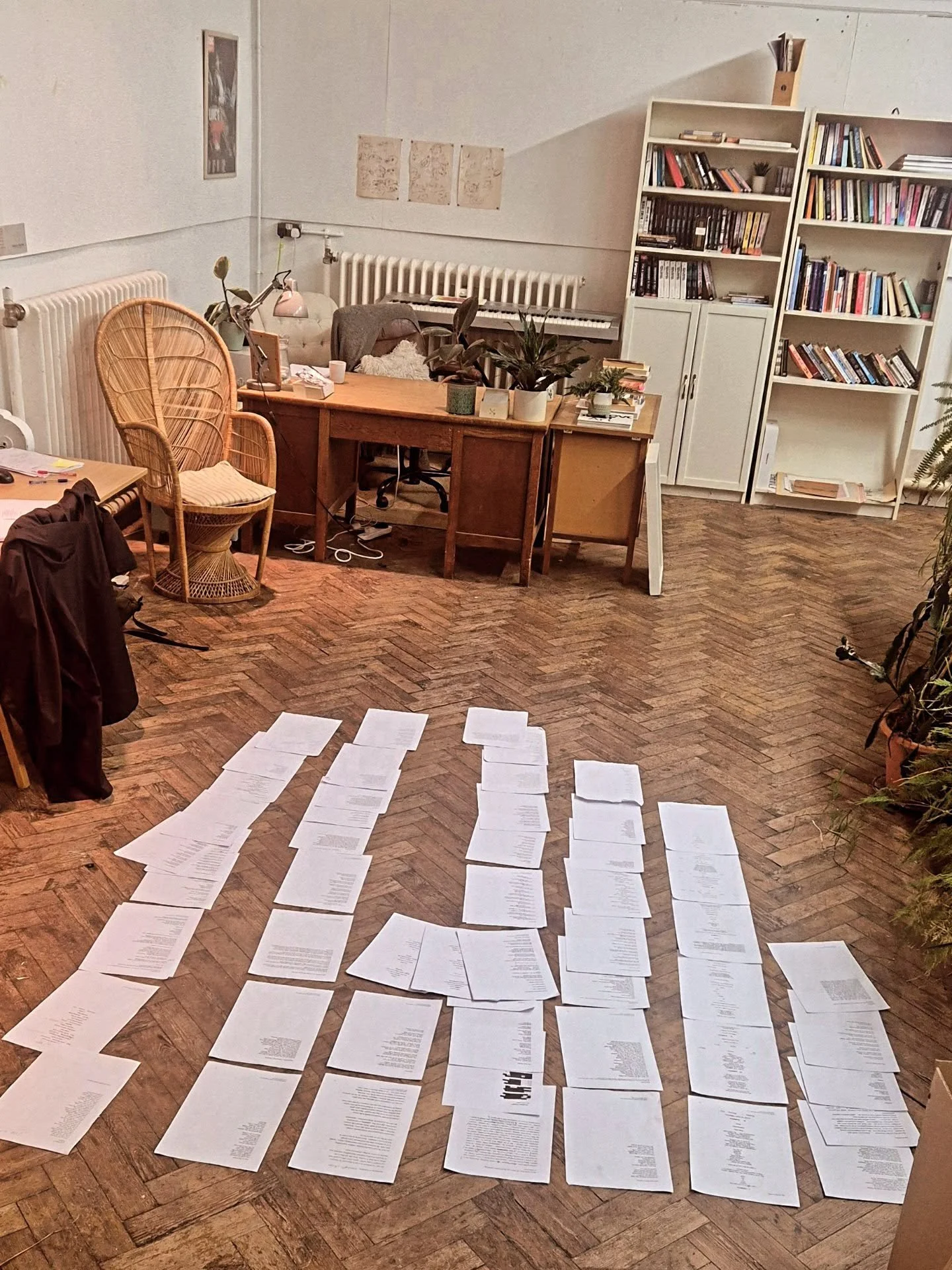 It's *that* time again 🫠 more love poems than I thought, less war, loads of unhinged and a bunch I do *not* like 👍🏼 #PoetryCollection #edit