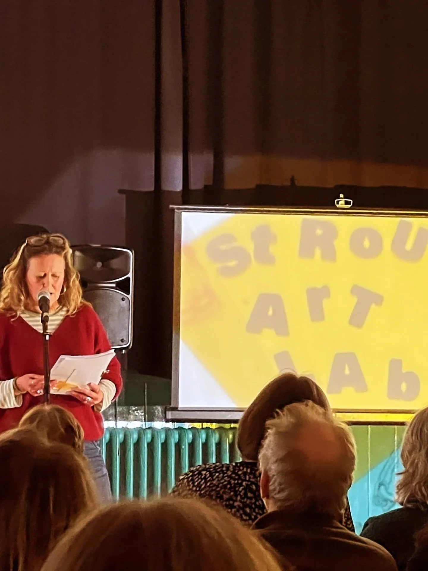 What an unexpectedly terrific opportunity to share new work at last night's Stroud Arts Lab. Was anticipating half a dozen folk huddled round a lukewarm cuppa tea but I could not have been *more wrong*. Double surprise to see the ever superb Tom Sast