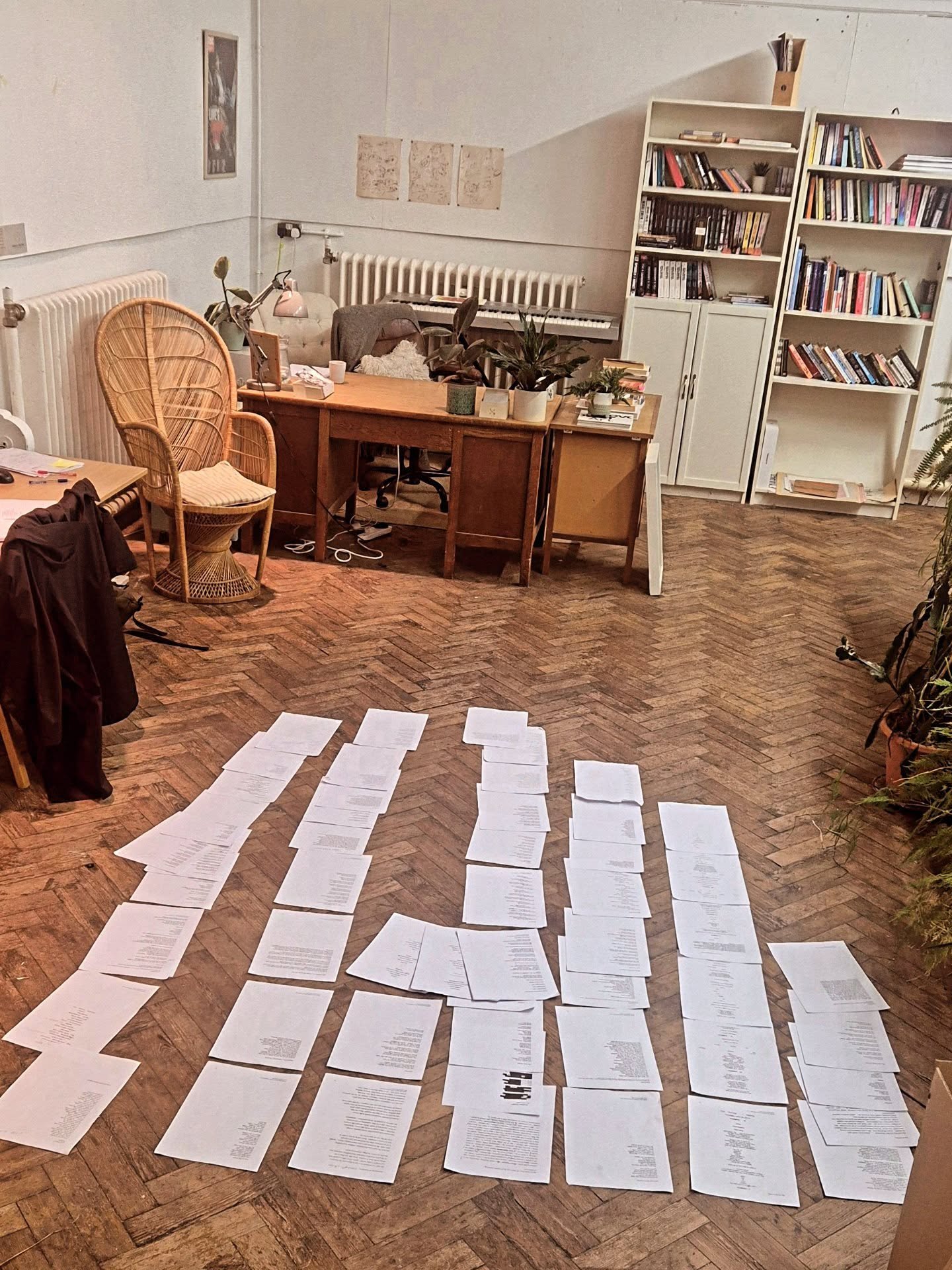 It's *that* time again 🫠 more love poems than I thought, less war, loads of unhinged and a bunch I do *not* like 👍🏼 #PoetryCollection #edit