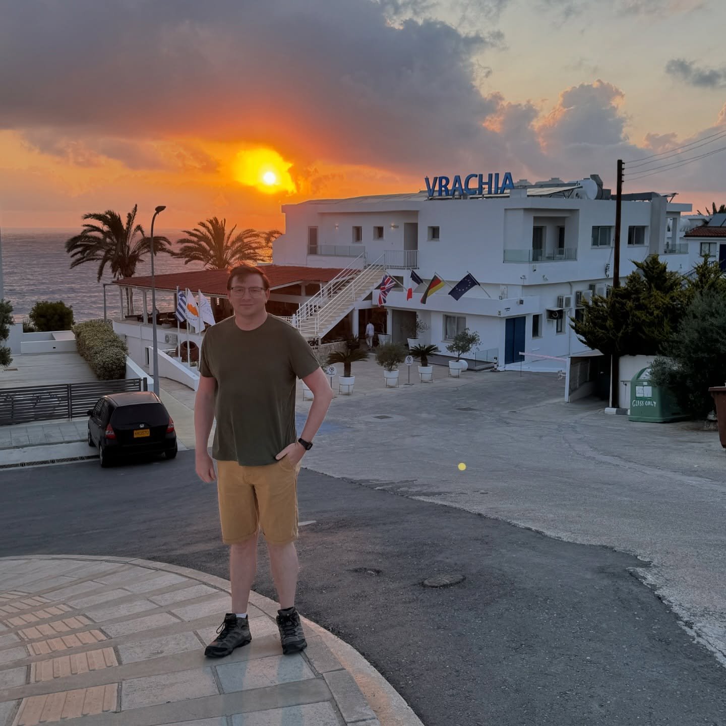Did you see the Sunset?
#sunset #reflection #glorious