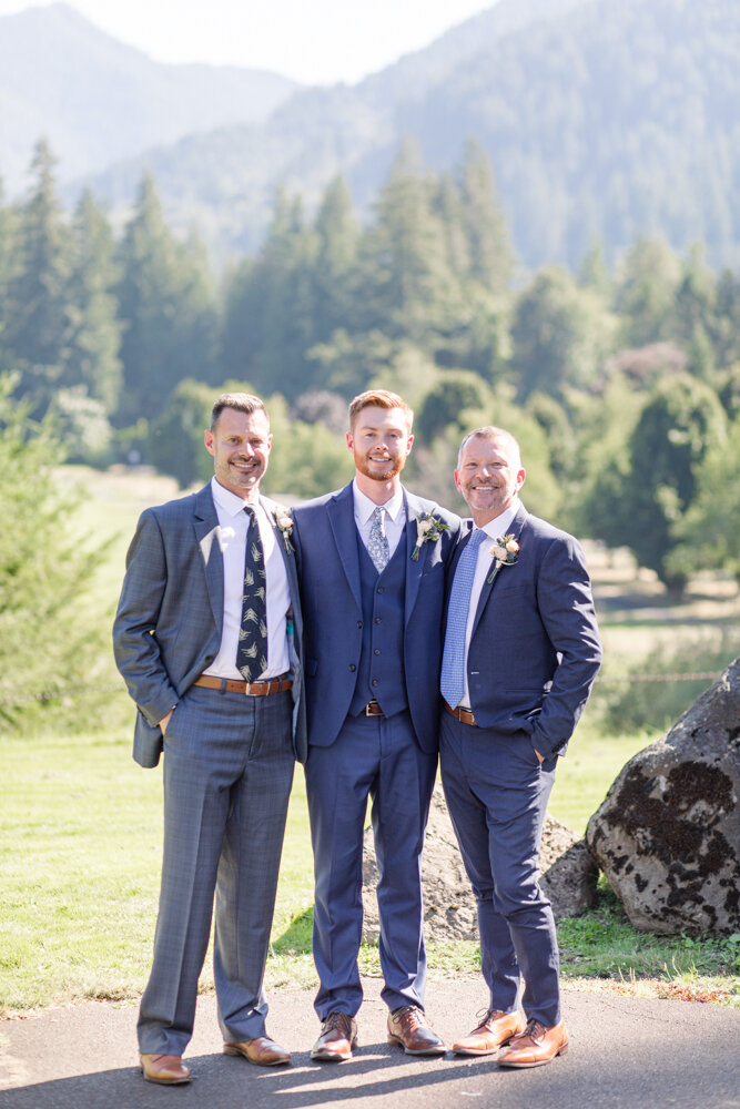 Mount Hood Oregon Resort Summer Wedding-51.jpg