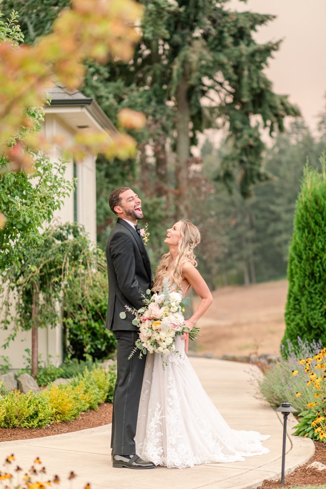 Intimate_Private_Estate_Wedding_in_Eugene_Oregon-58.jpg
