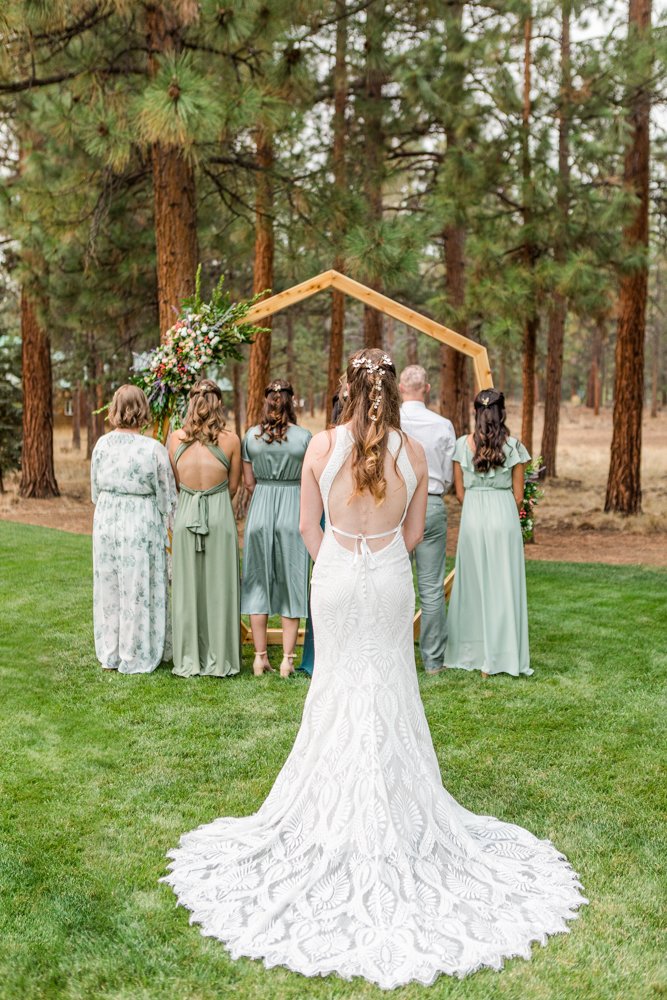 Sisters_Oregon_Wedding-36.jpg