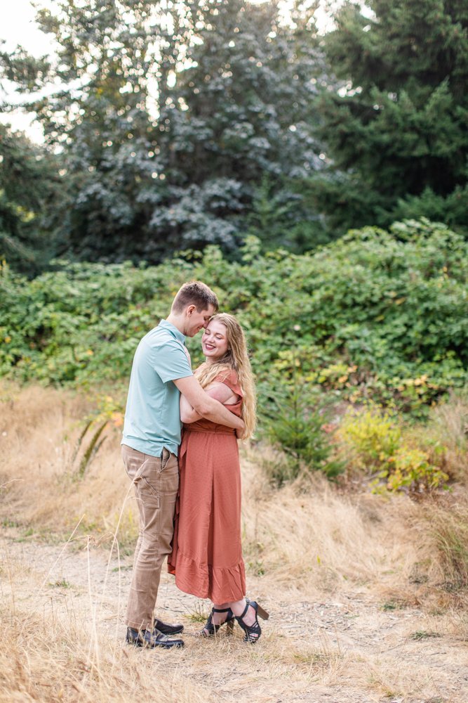 Discovery_Park_Engagement_Seattle-2.jpg