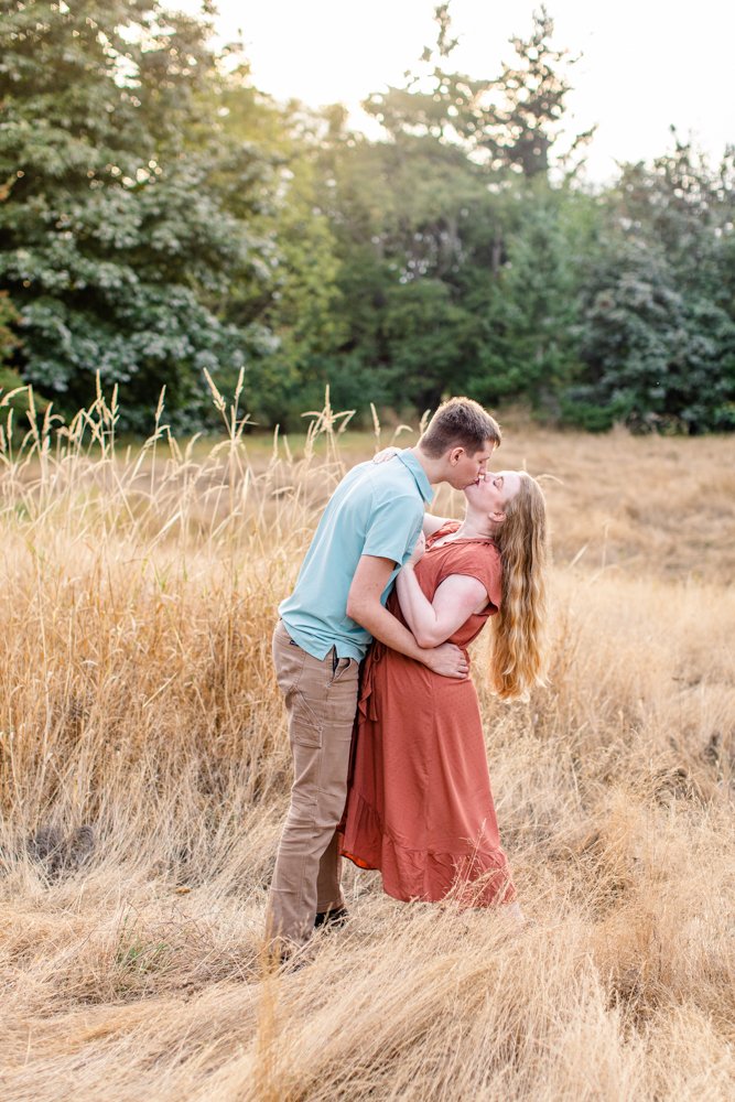 Discovery_Park_Engagement_Seattle-19.jpg