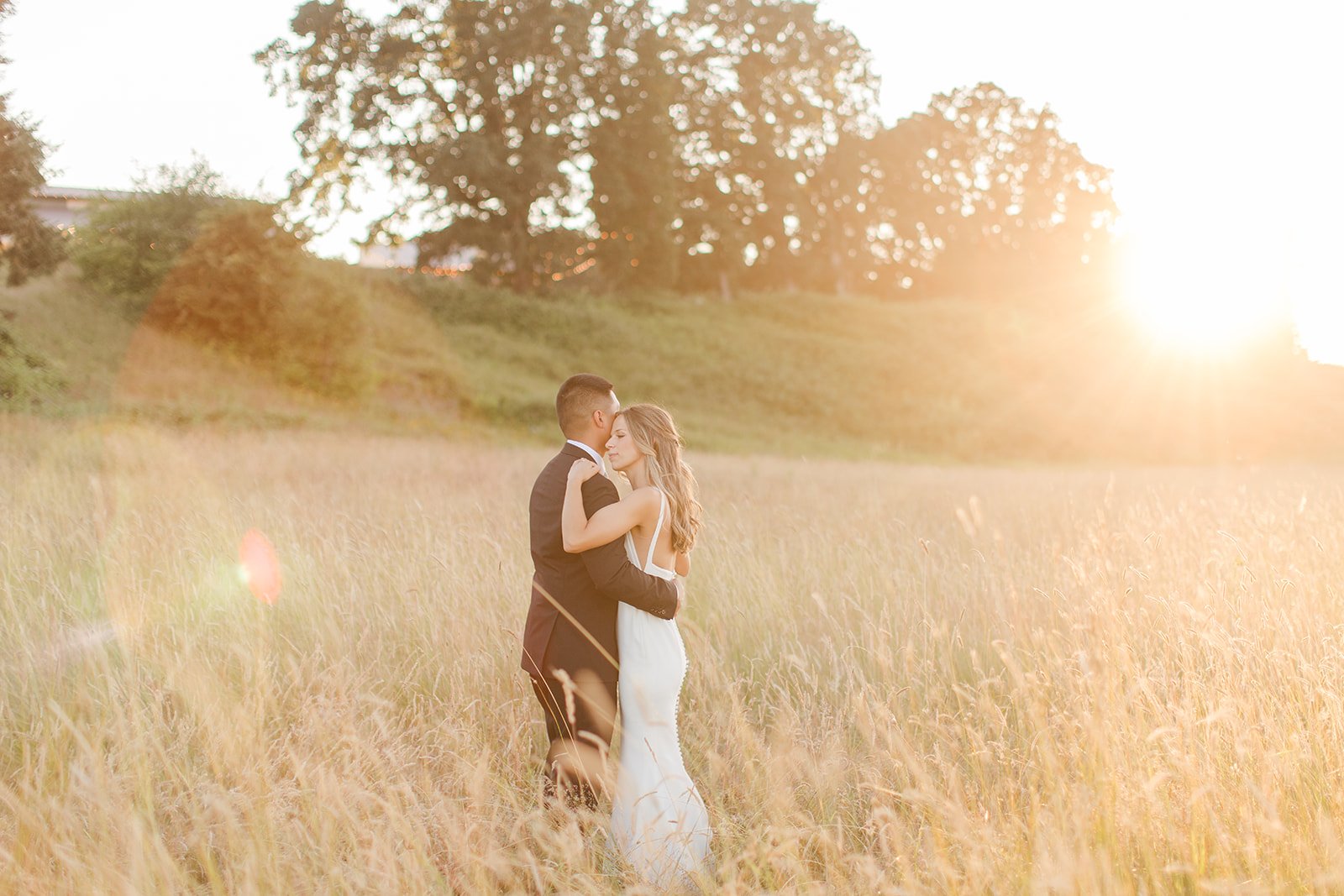 Oak and Hood Wedding Day