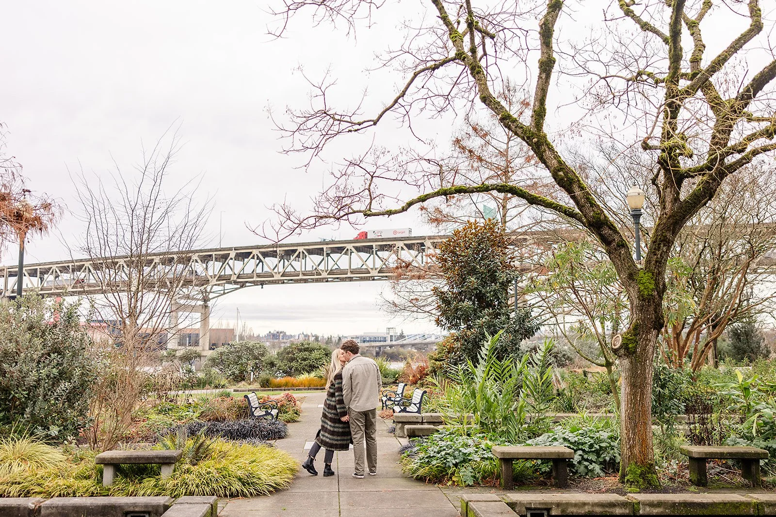 PortlandWaterfrontEngagementSession (2).jpg