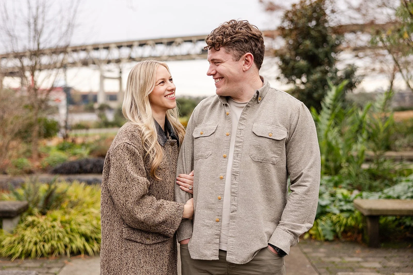 PortlandWaterfrontEngagementSession (16).jpg