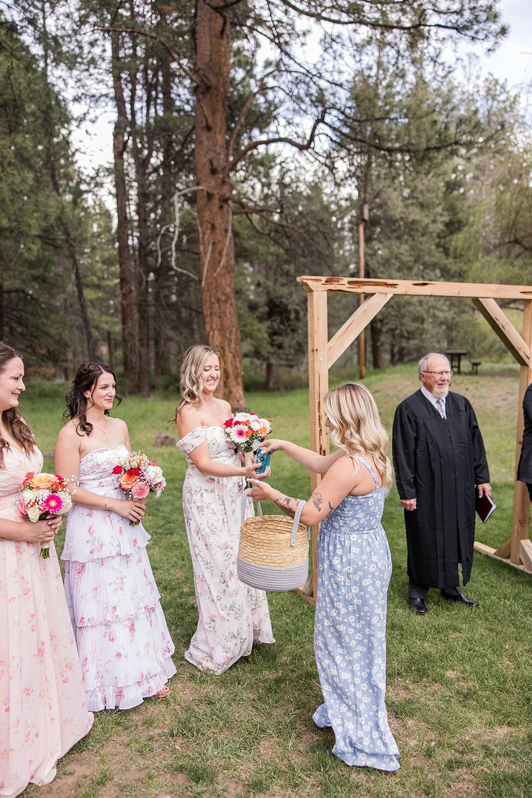 AspenHallBendOregonWeddingDay (23).jpg