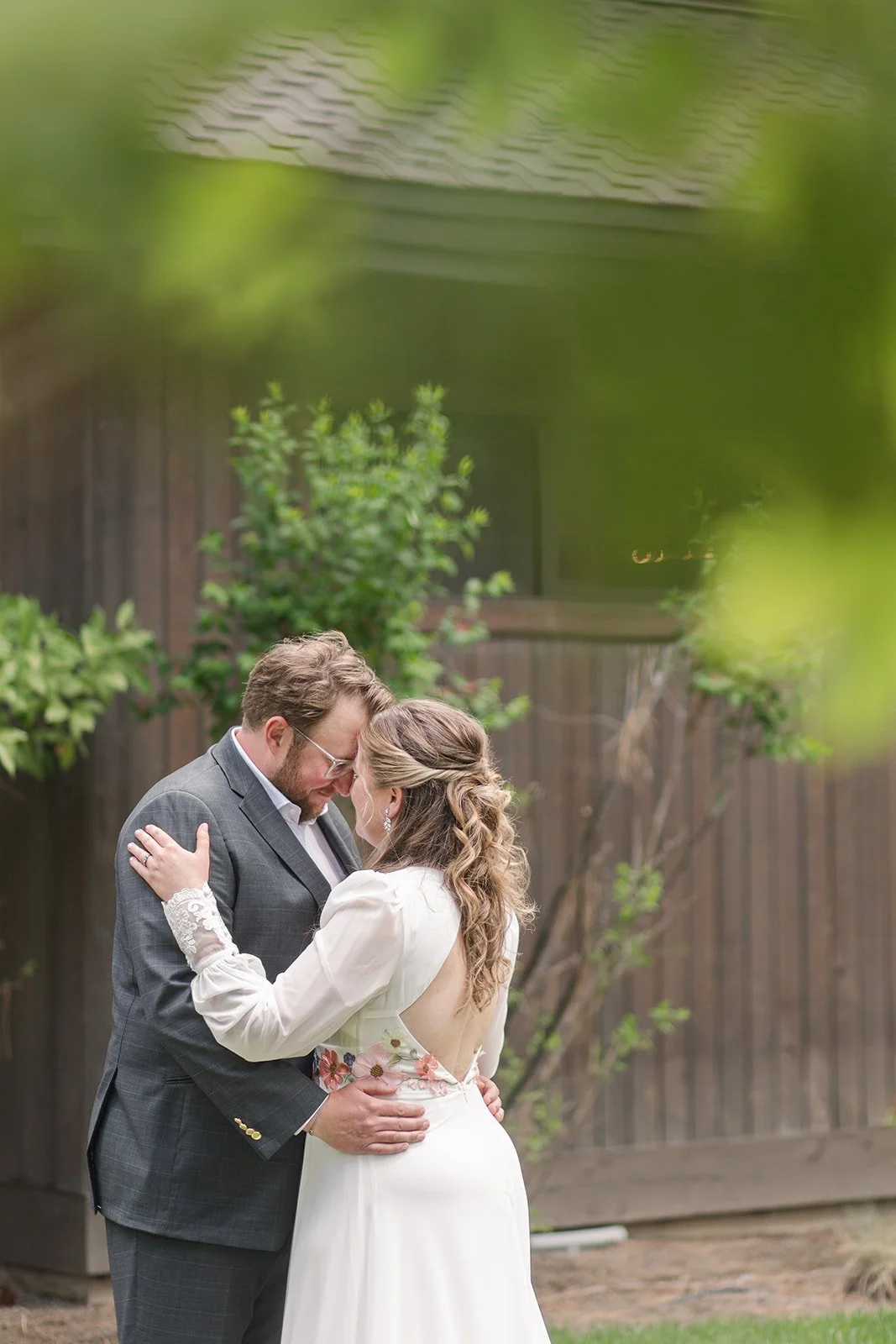 AspenHallBendOregonWeddingDay (11).jpg