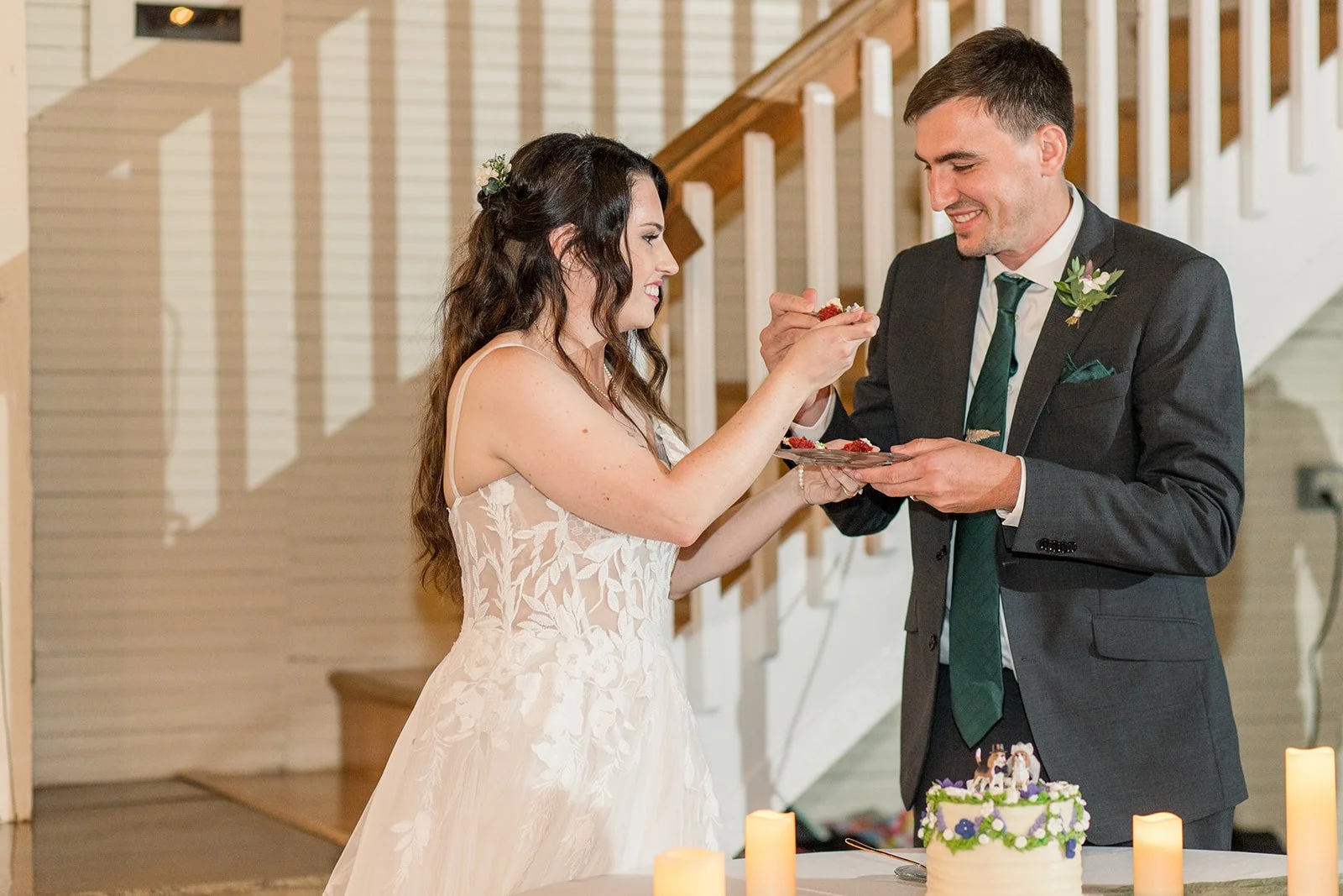 GreenVillaBarnWeddingDay (22).jpg