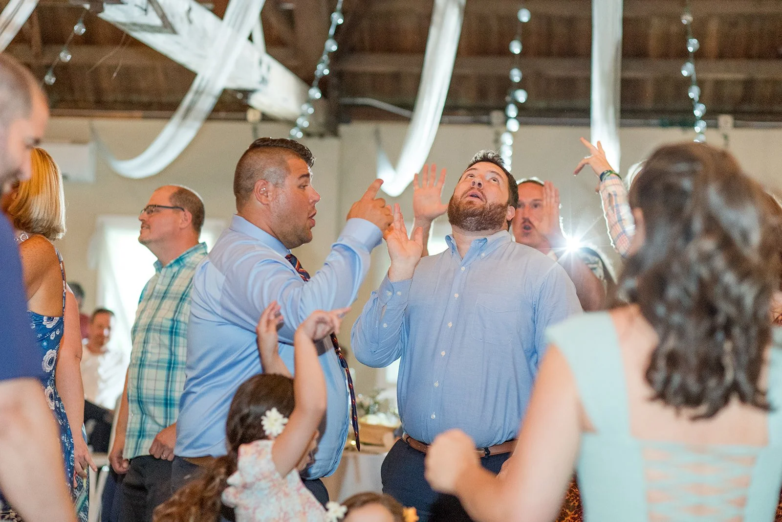 GreenVillaBarnWeddingDay (26).jpg