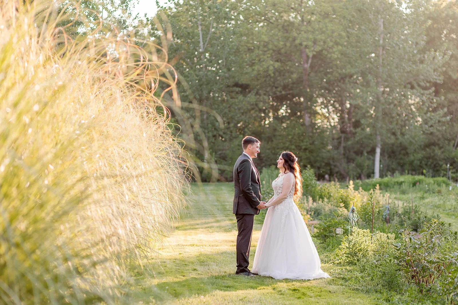 GreenVillaBarnWeddingDay (10).jpg