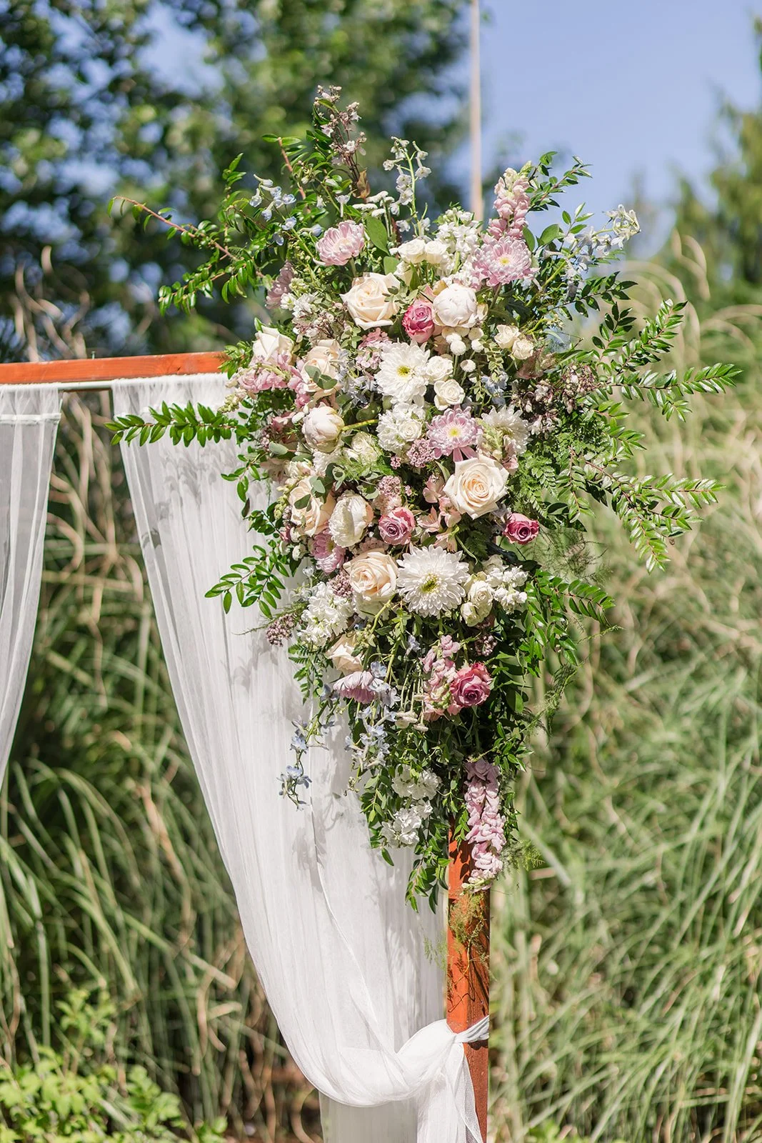 GreenVillaBarnWeddingDay (28).jpg