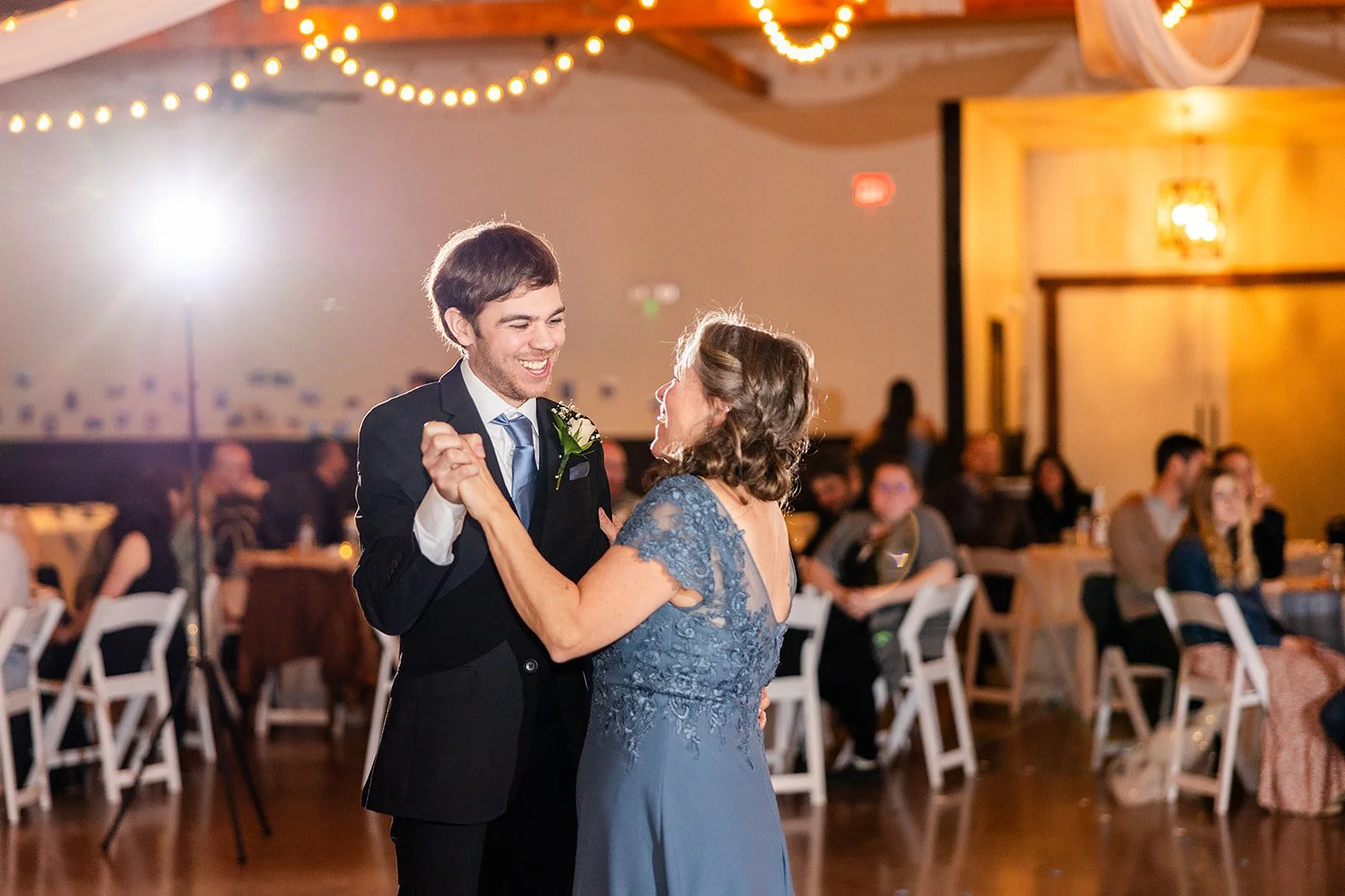 OakandHoodWeddingDay  (12).jpg