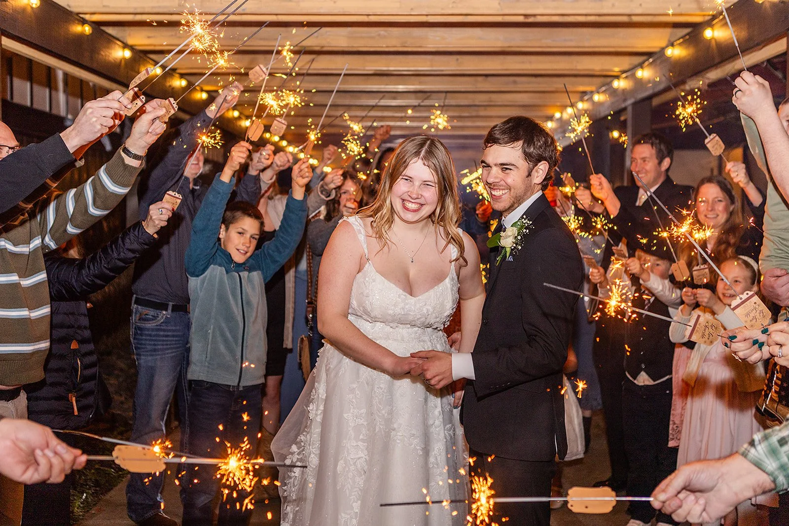 OakandHoodWeddingDay  (13).jpg