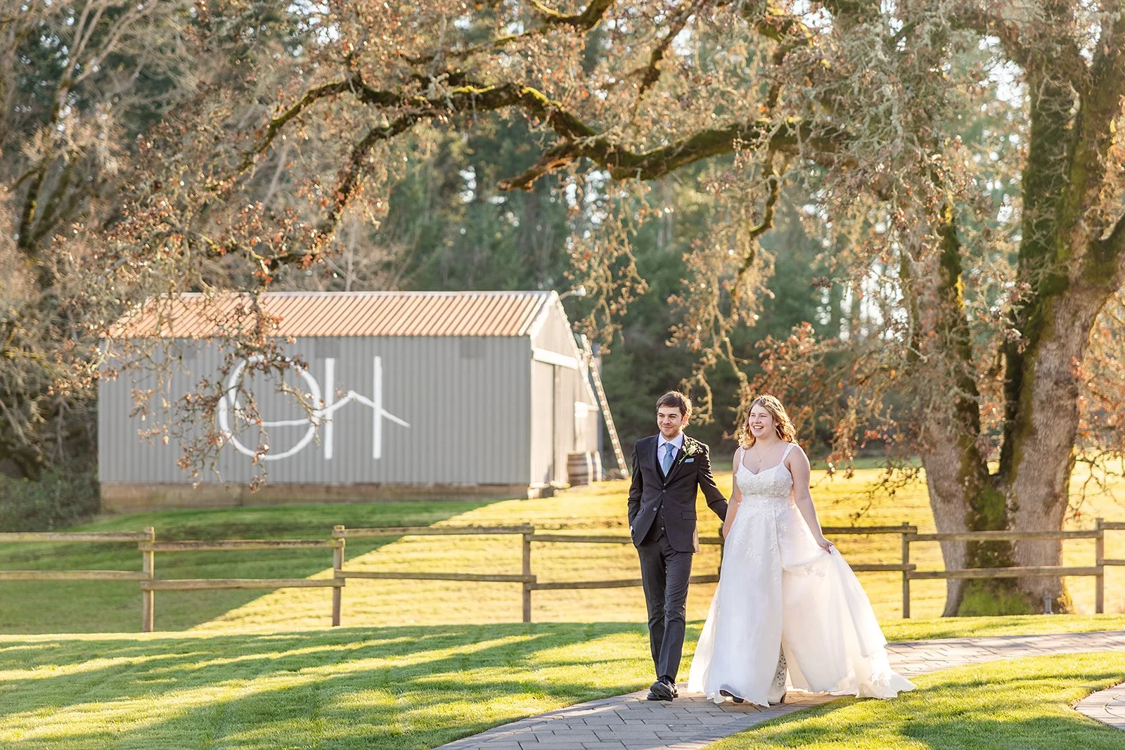 OakandHoodWeddingDay  (3).jpg